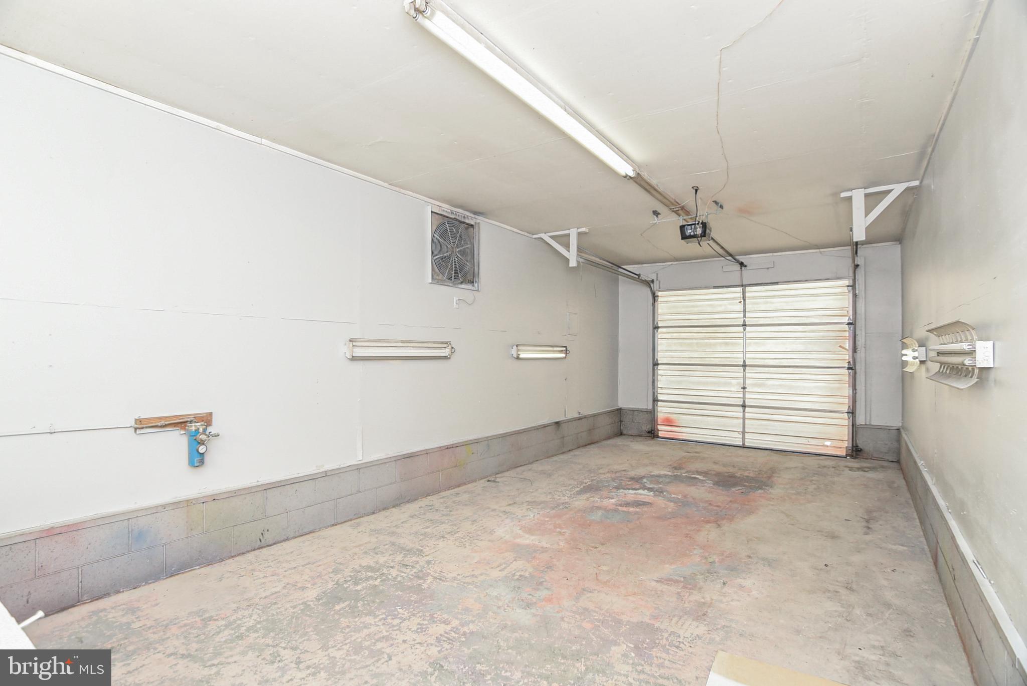 BLUFF POINT - Residential