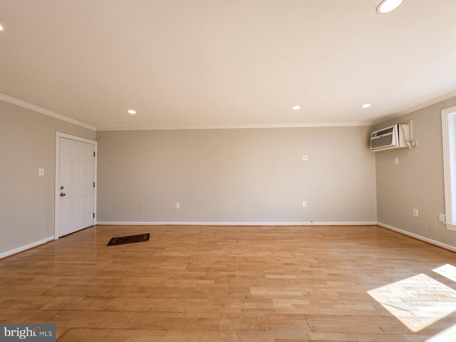 3103 NAYLOR ROAD SE 203