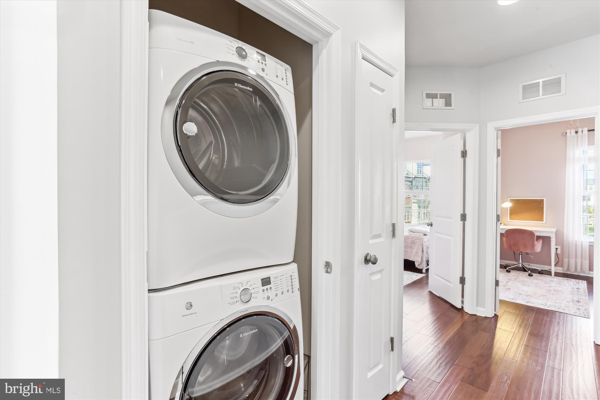 GALLERY PARK - Residential