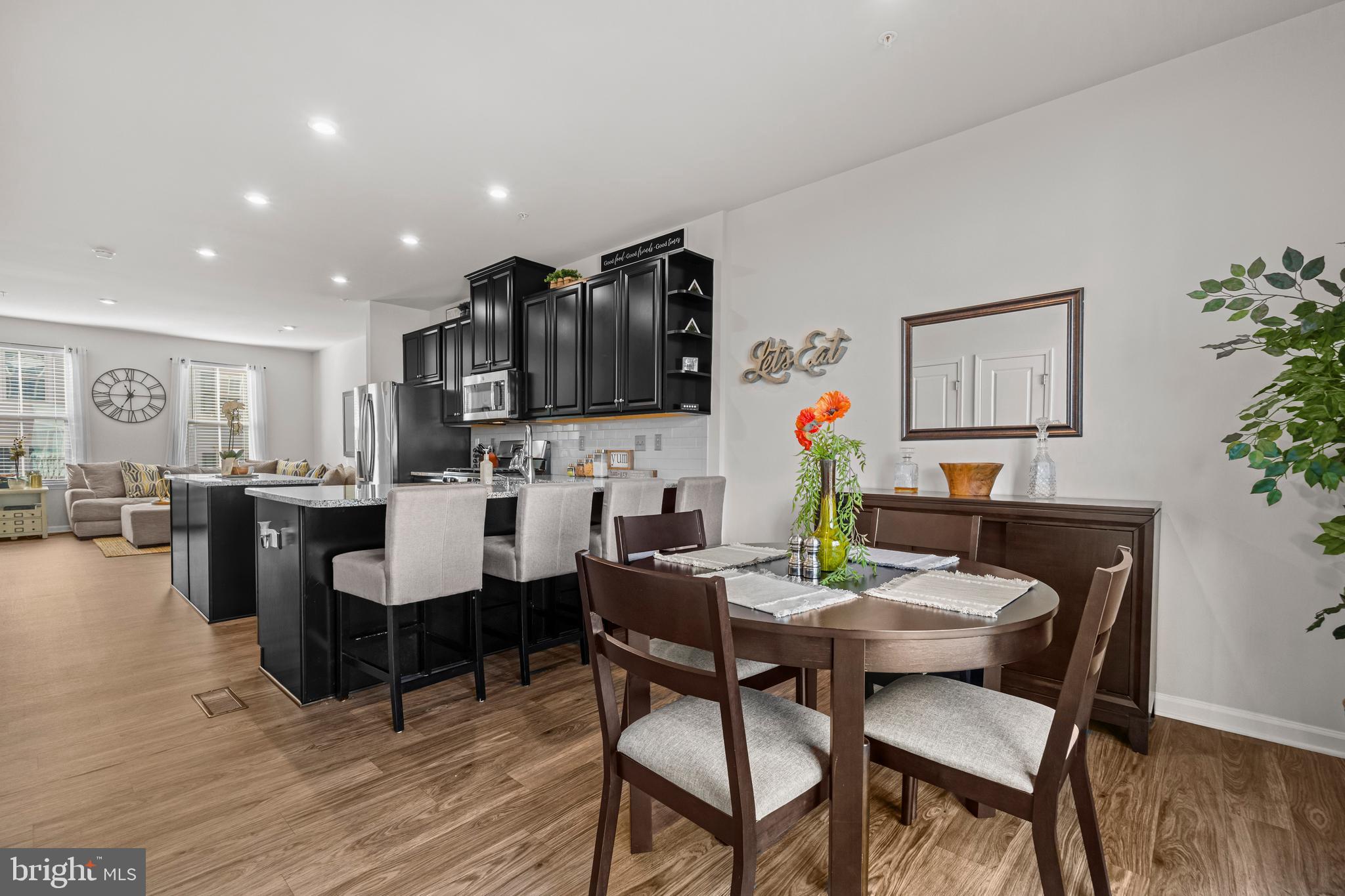 PARKSIDE - Residential