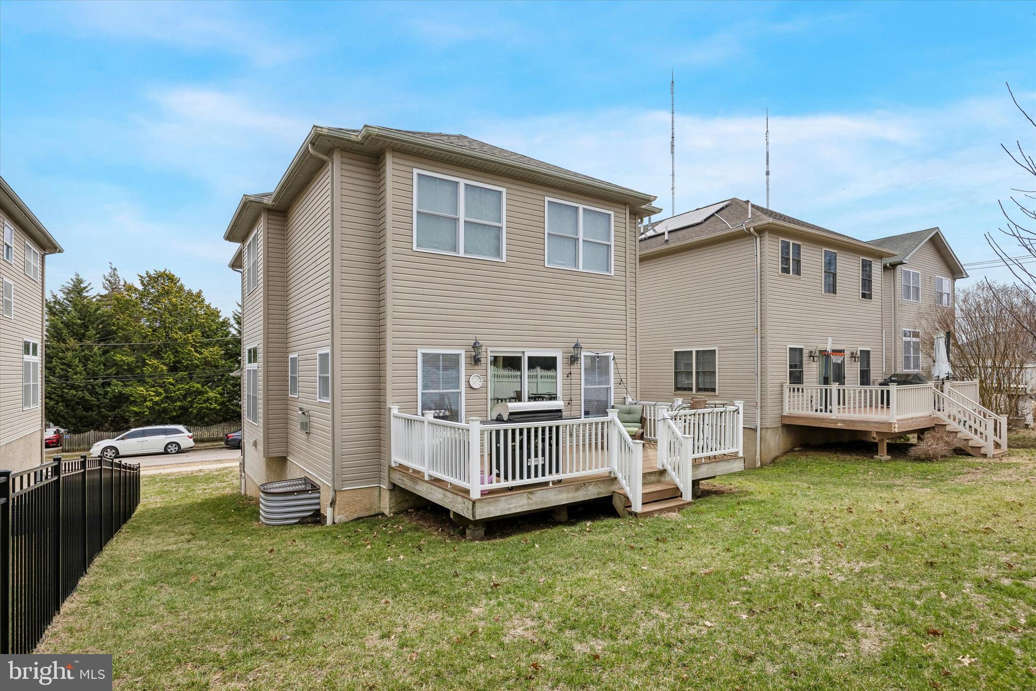 DEARNLEY PARK - Residential