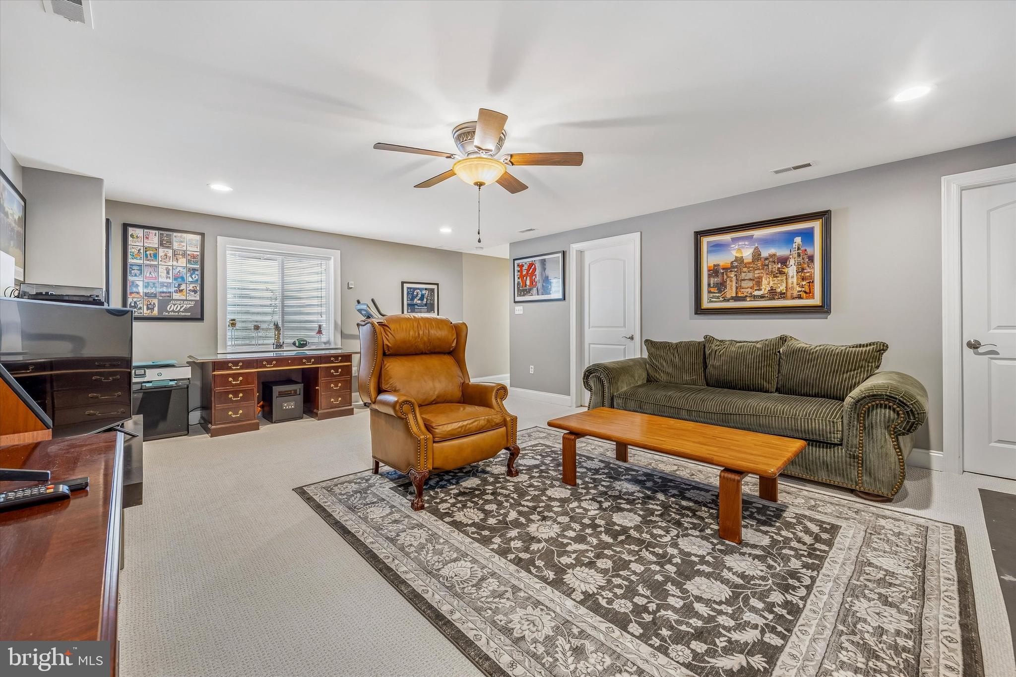 DEARNLEY PARK - Residential