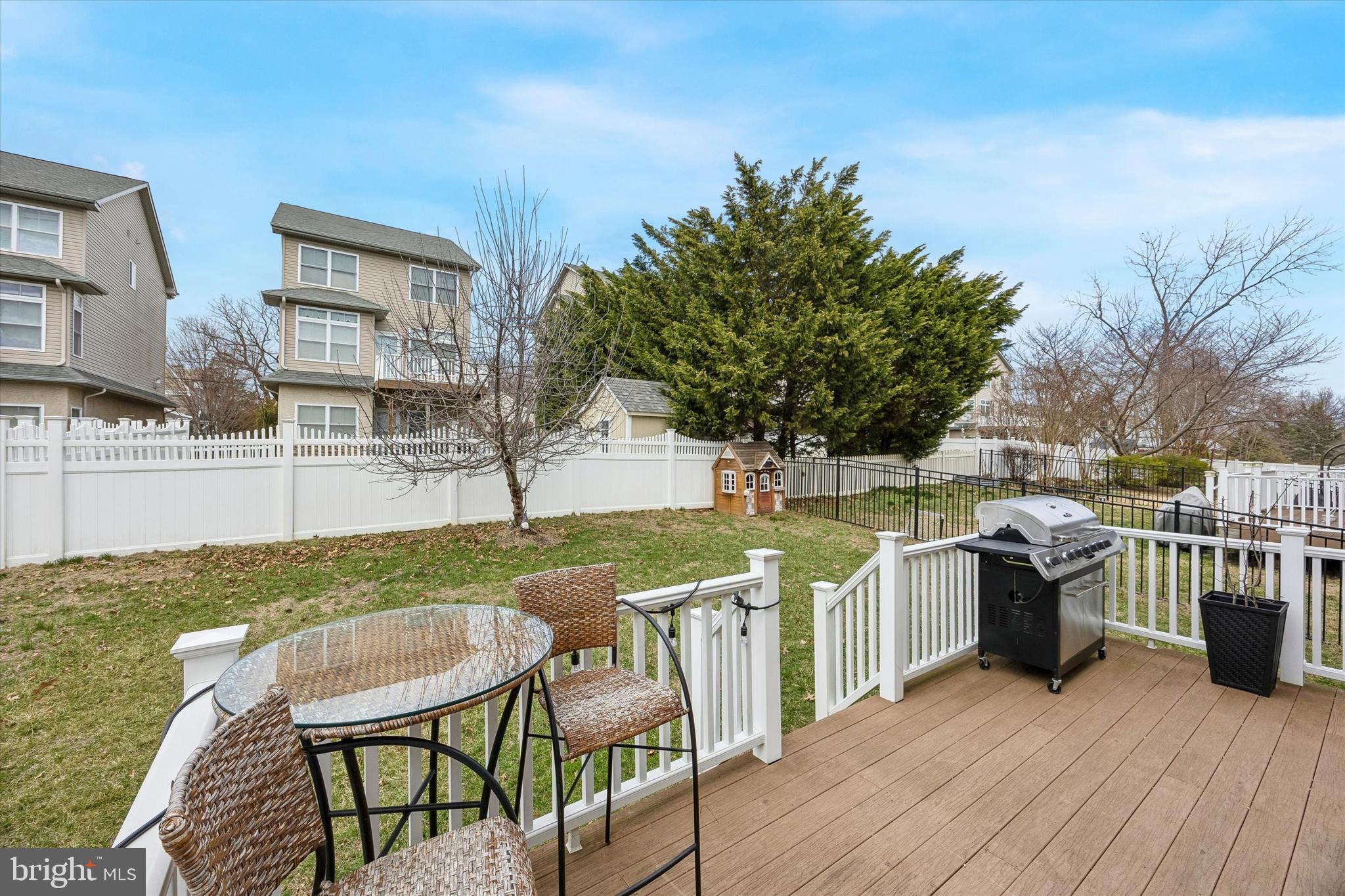 DEARNLEY PARK - Residential