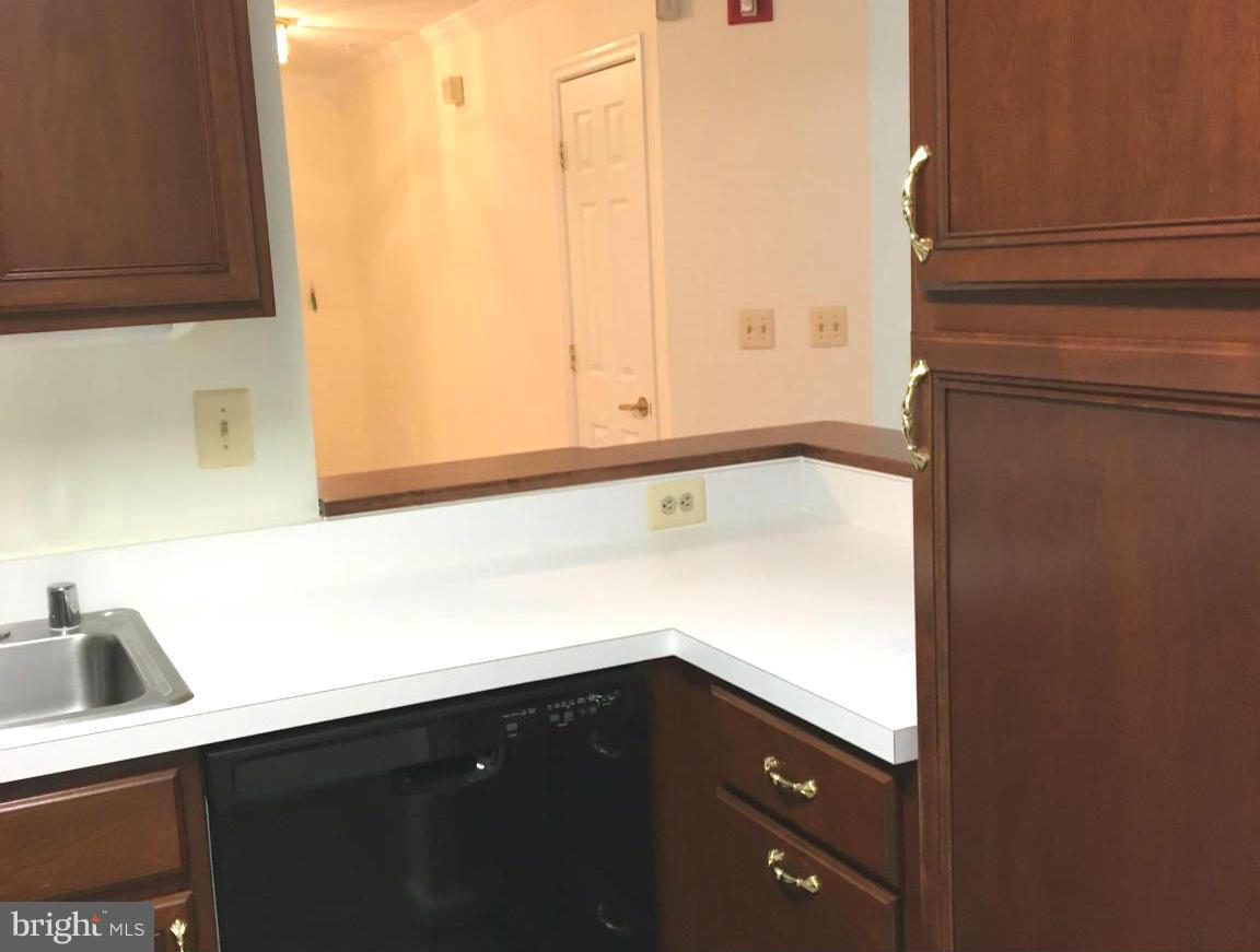 GATEWAY COMMERCE CENTER - Residential