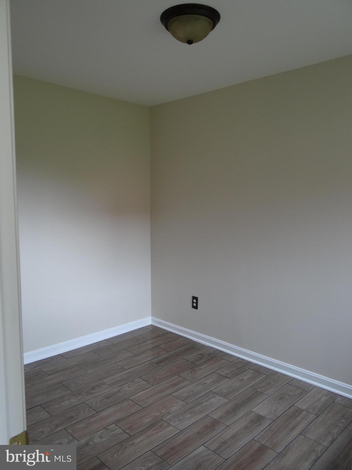 WESTBRIAR - Residential Lease