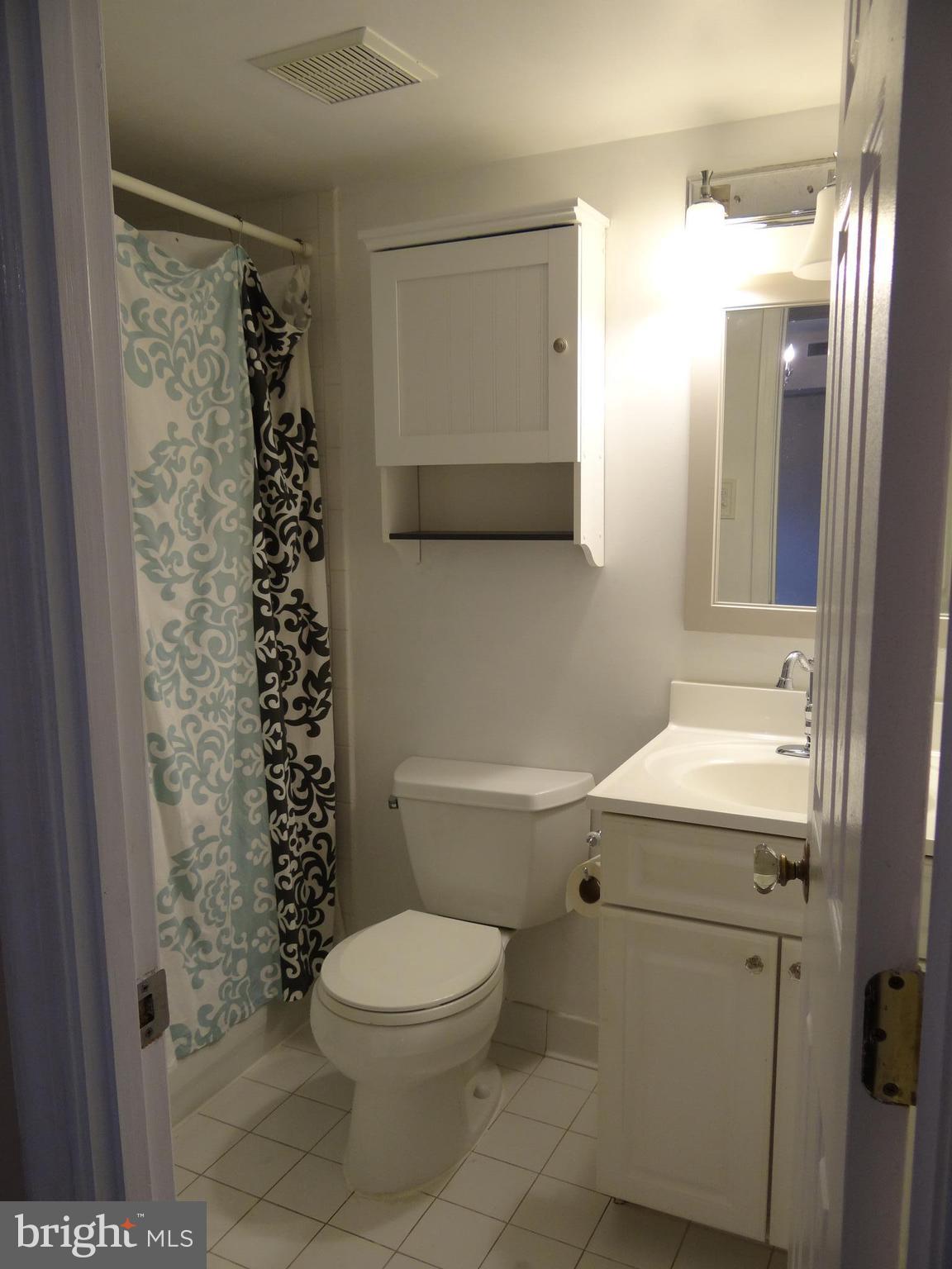 WESTBRIAR - Residential Lease