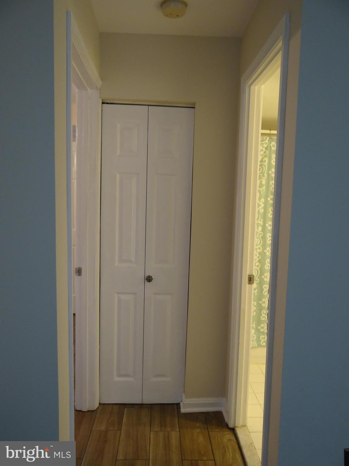 WESTBRIAR - Residential Lease