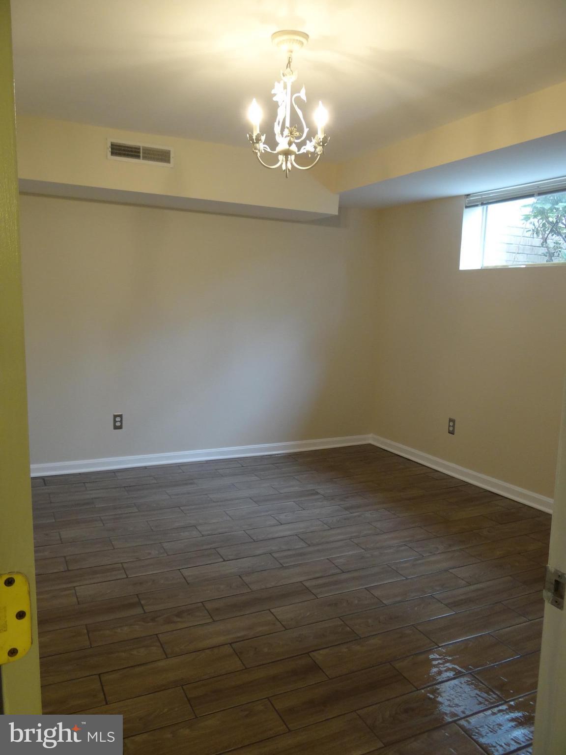 WESTBRIAR - Residential Lease