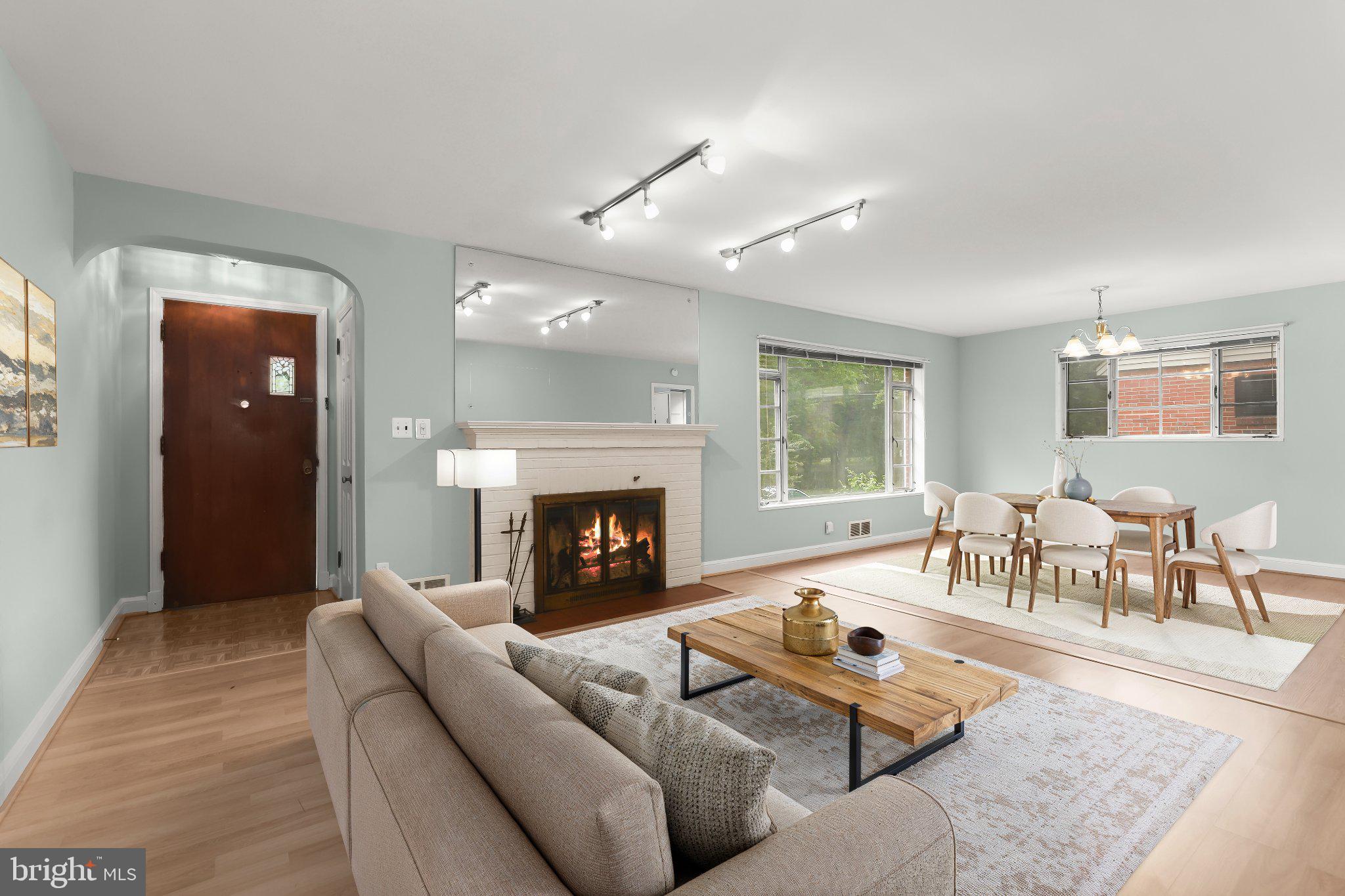 6603 WELLS PARKWAY