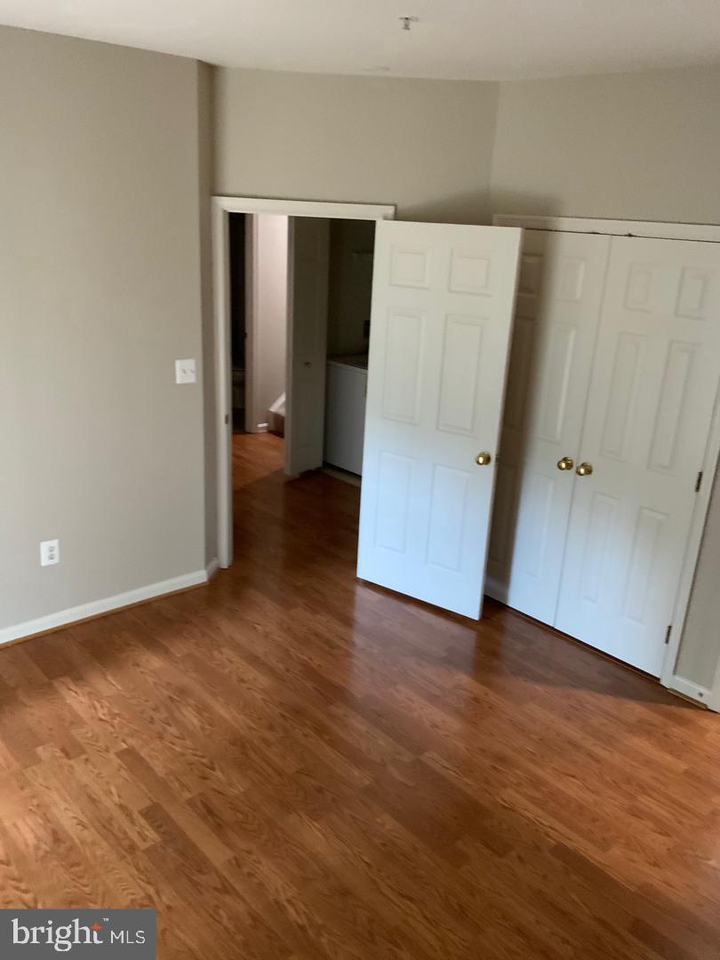 HAMPSHIRE HALL - Residential Lease