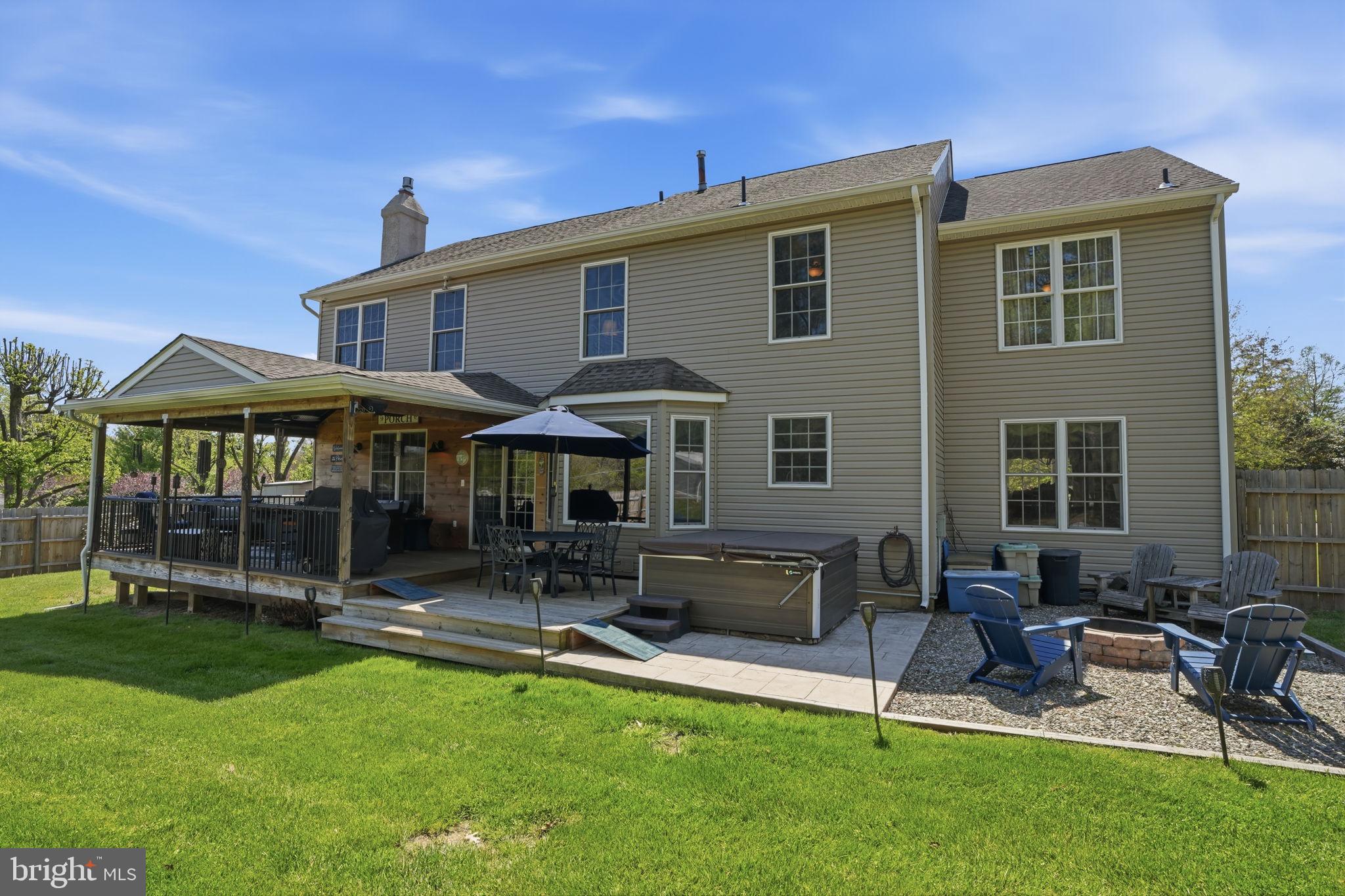 HEATONS MILL - Residential