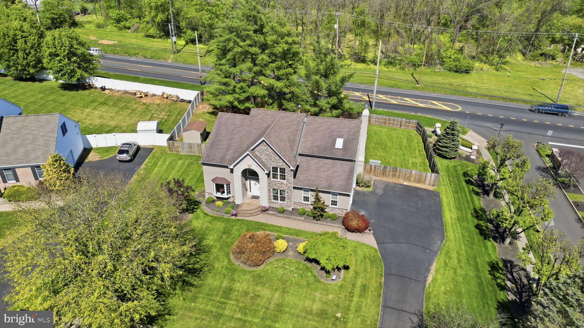 HEATONS MILL - Residential