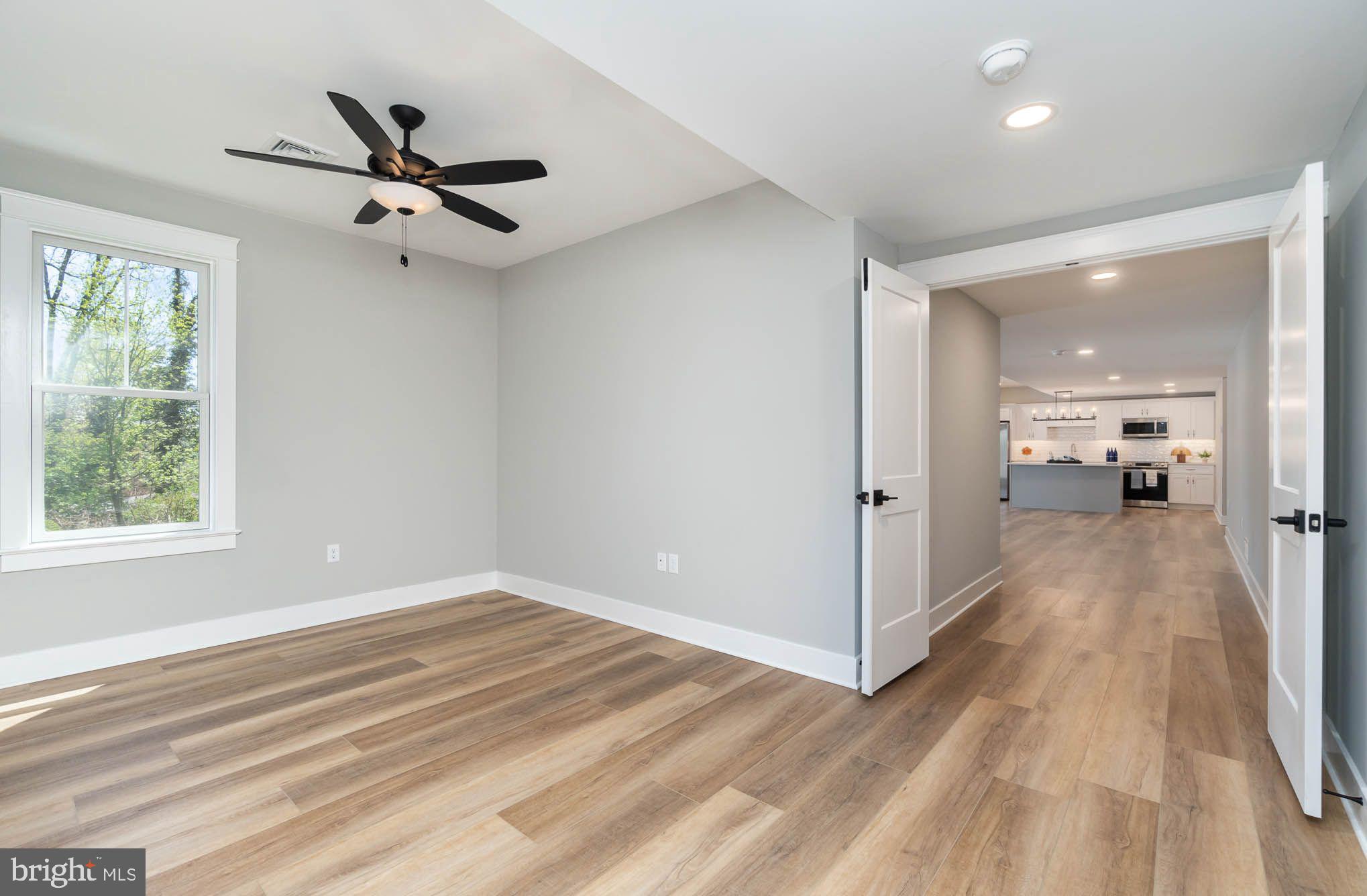 WITNEY RIDGE - Residential