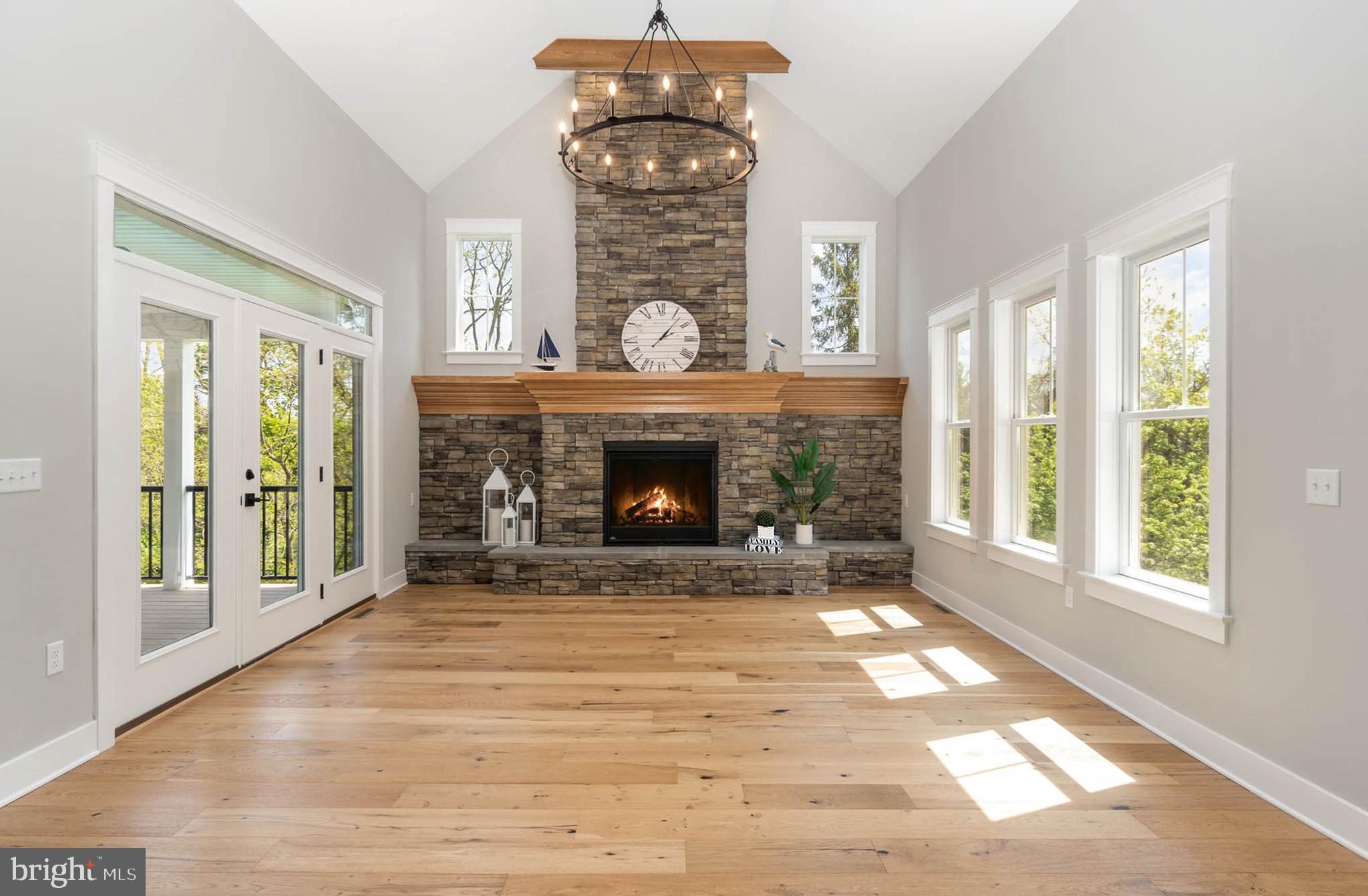 WITNEY RIDGE - Residential