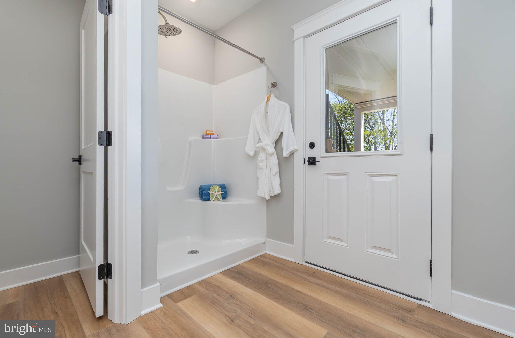 WITNEY RIDGE - Residential