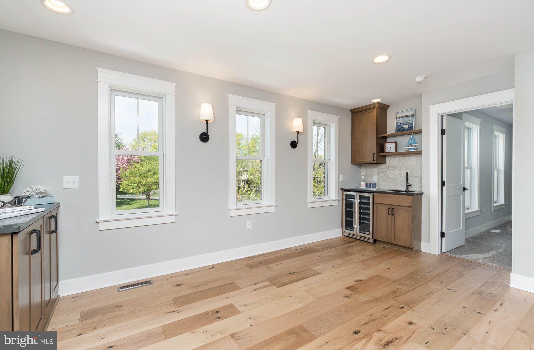 WITNEY RIDGE - Residential