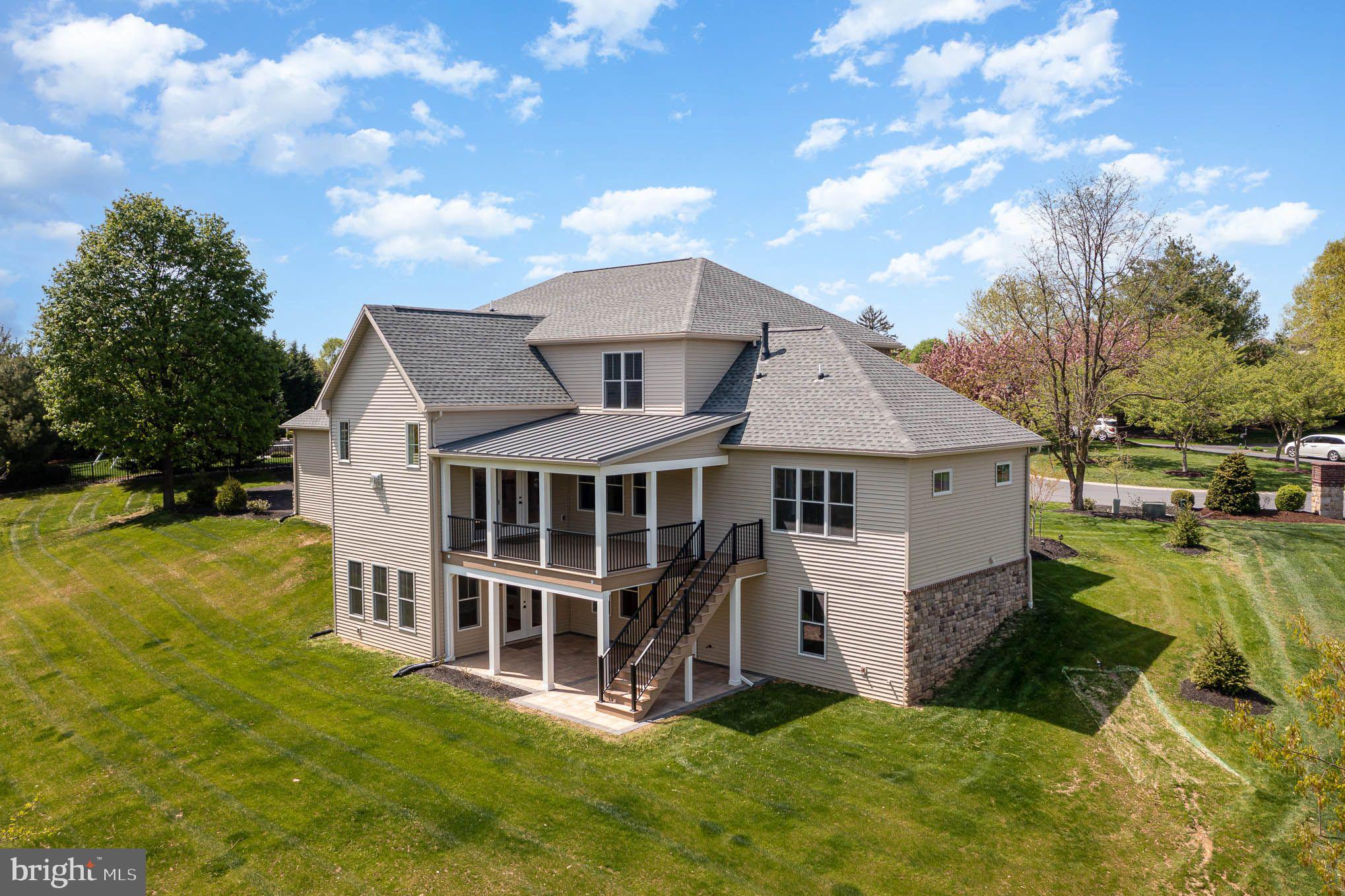 WITNEY RIDGE - Residential