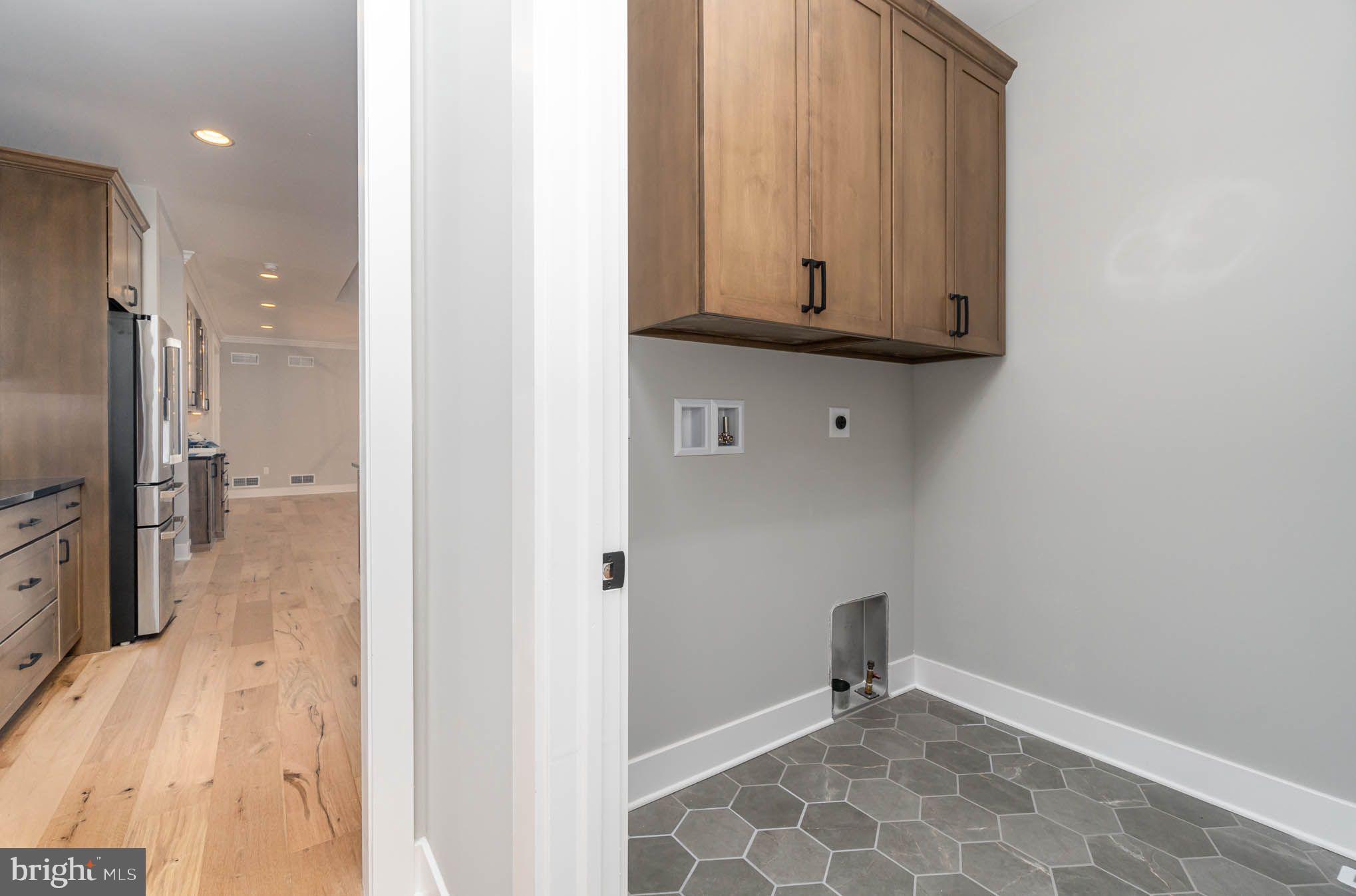 WITNEY RIDGE - Residential