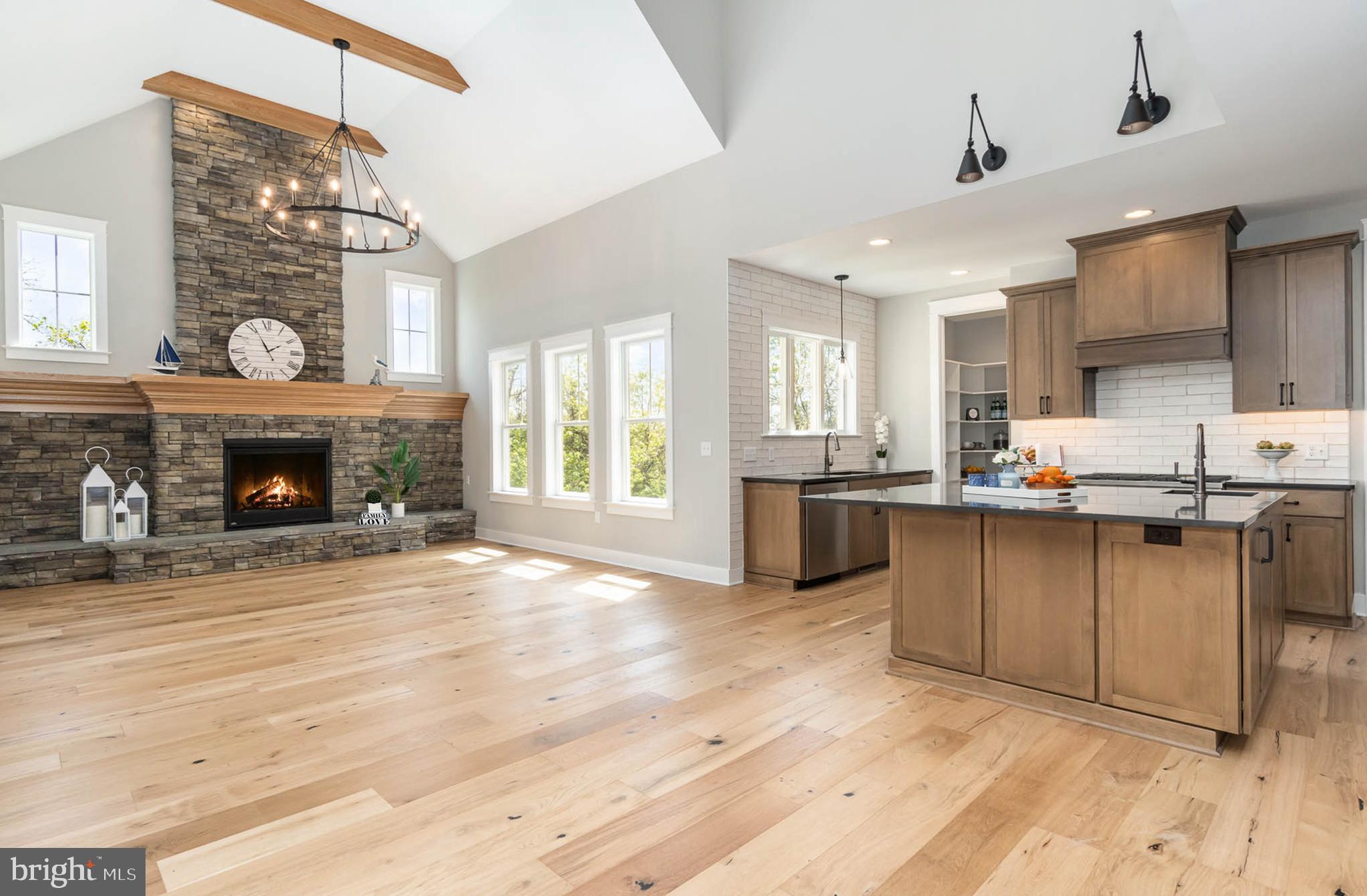 WITNEY RIDGE - Residential