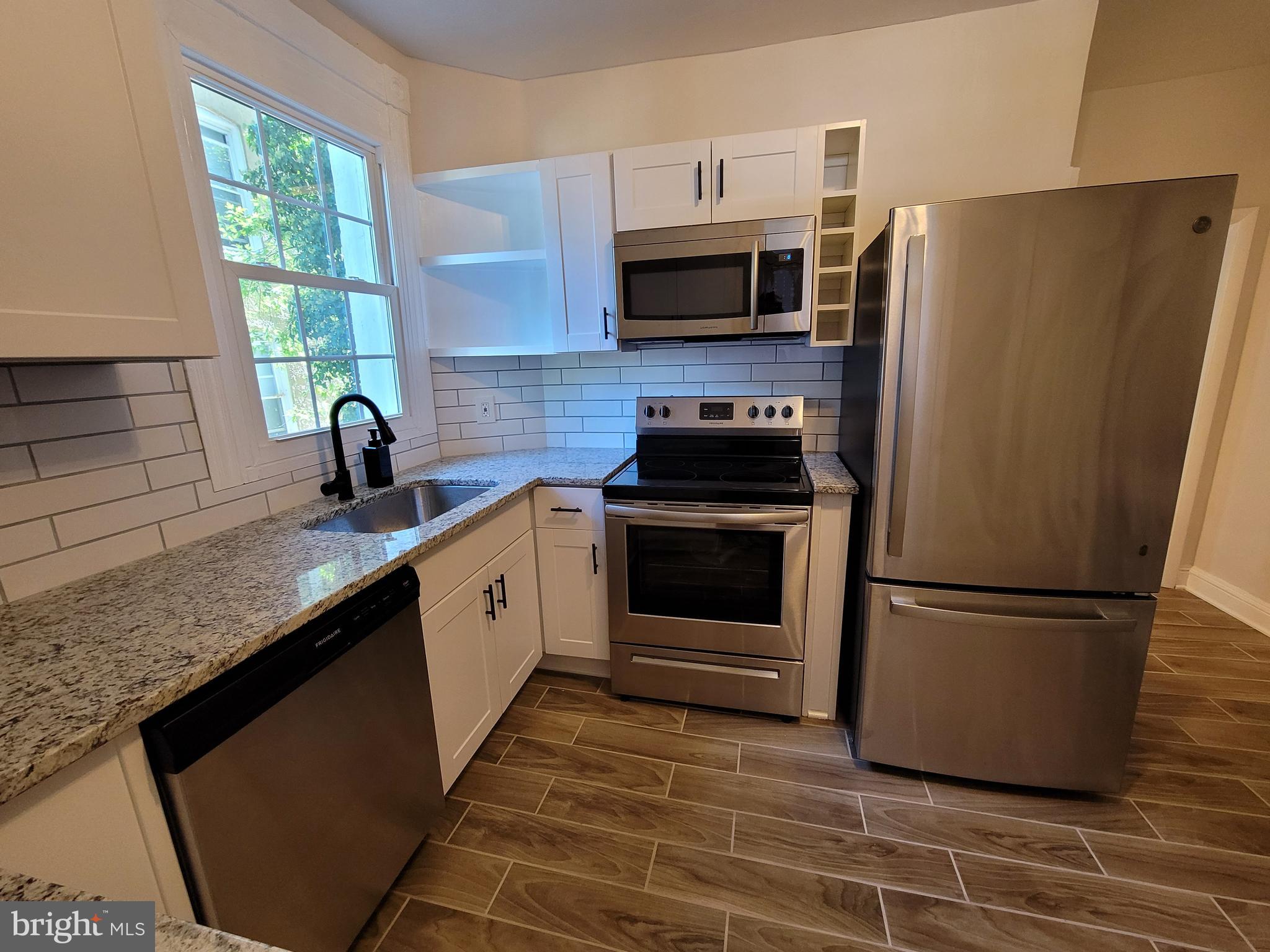 PEN LUCY - Residential