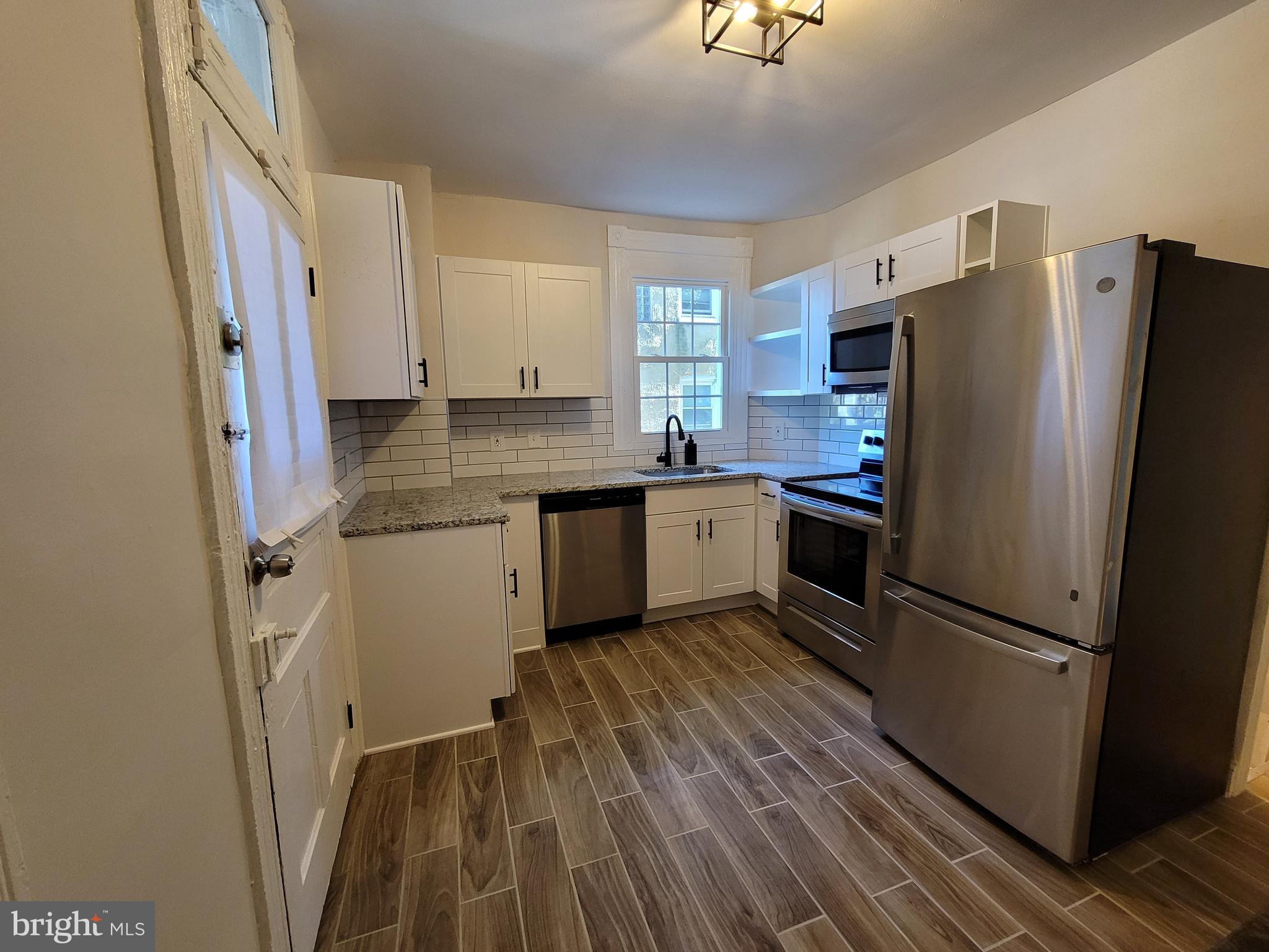 PEN LUCY - Residential