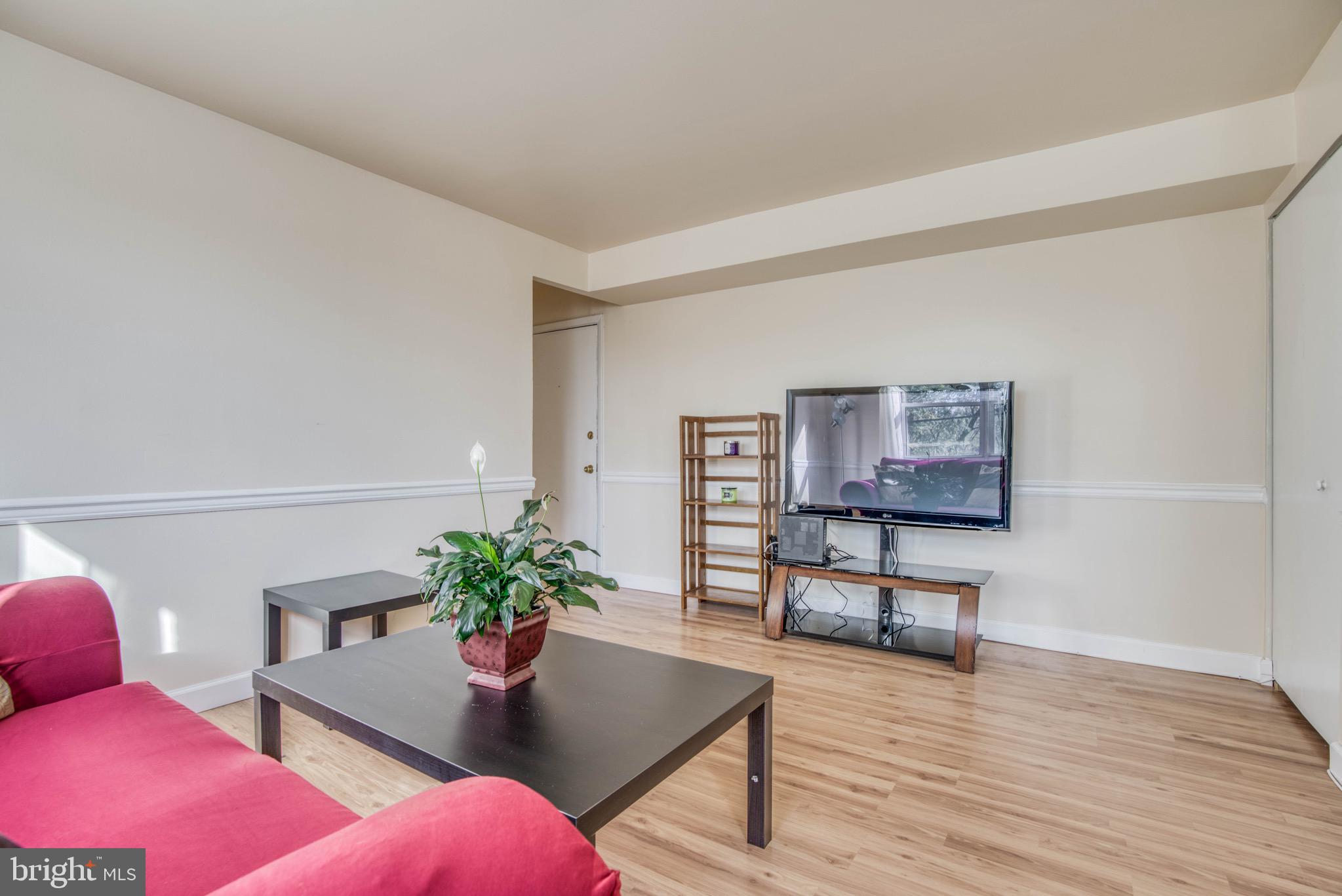 MEDFIELD - Residential