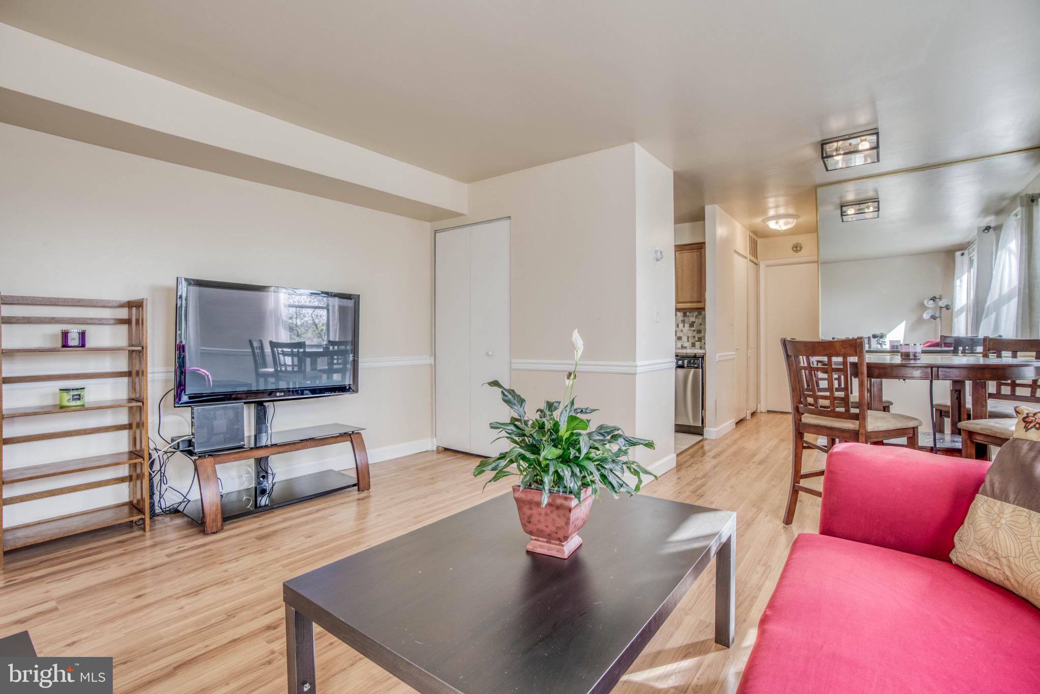 MEDFIELD - Residential