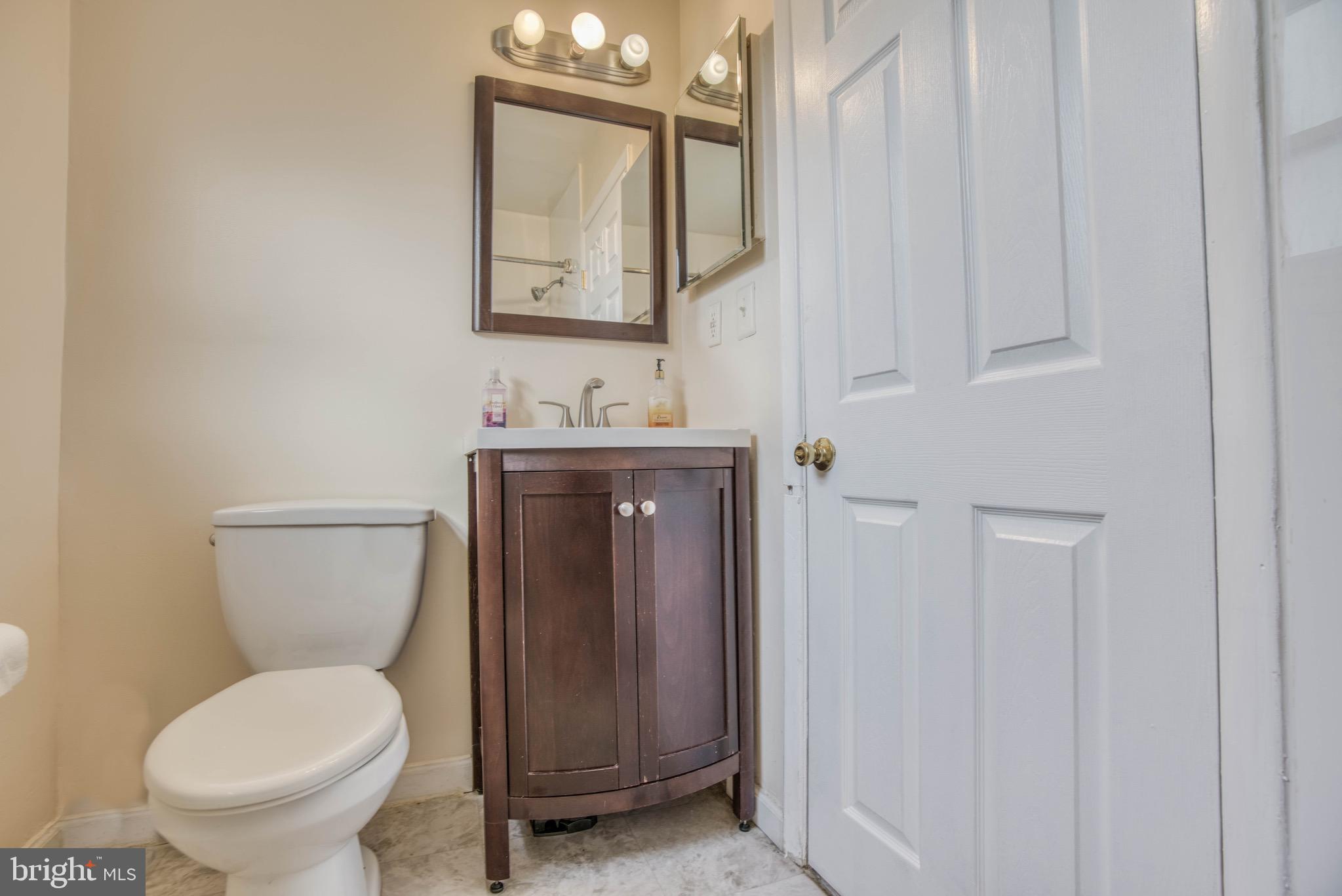 MEDFIELD - Residential