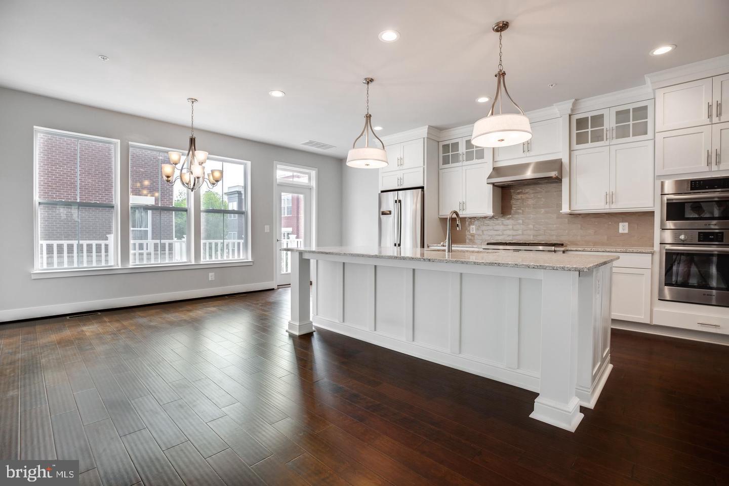 1979 ROLAND CLARKE PLACE