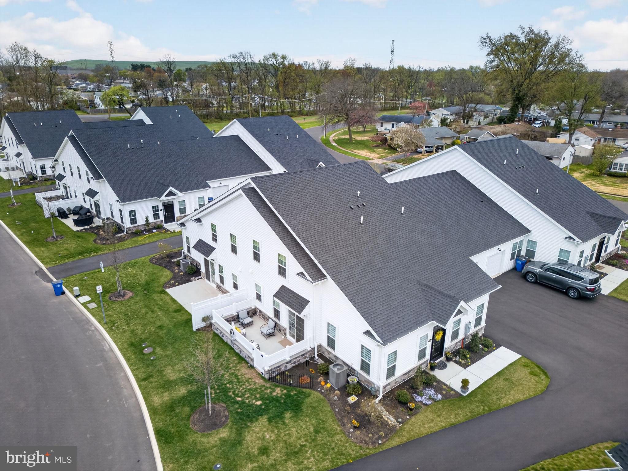 GREENBROOK - Residential