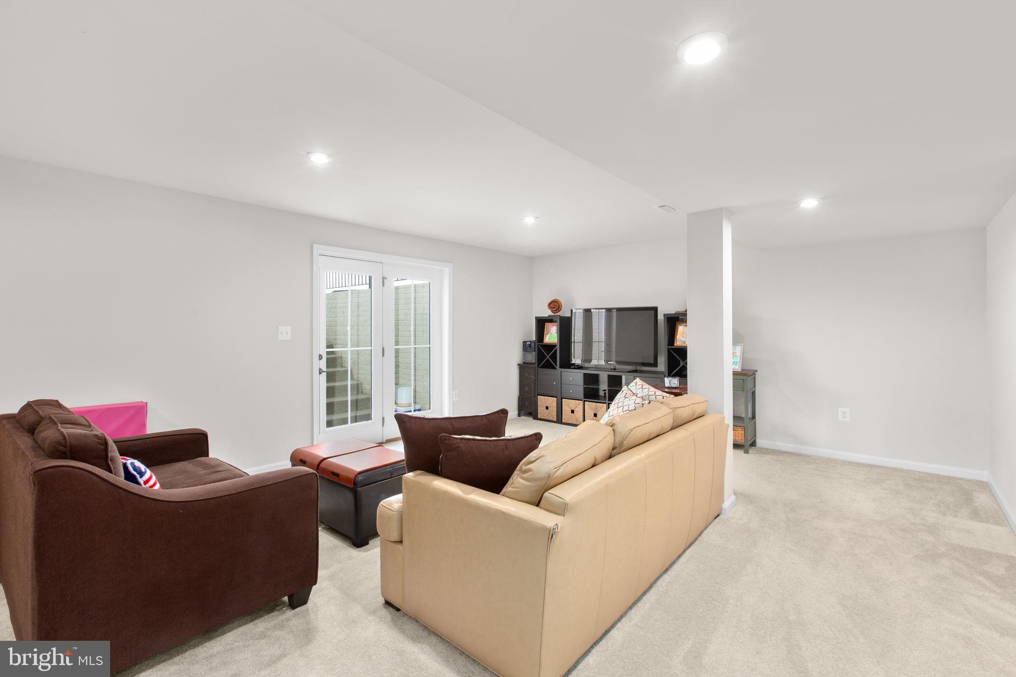 HOPYARD FARM - Residential