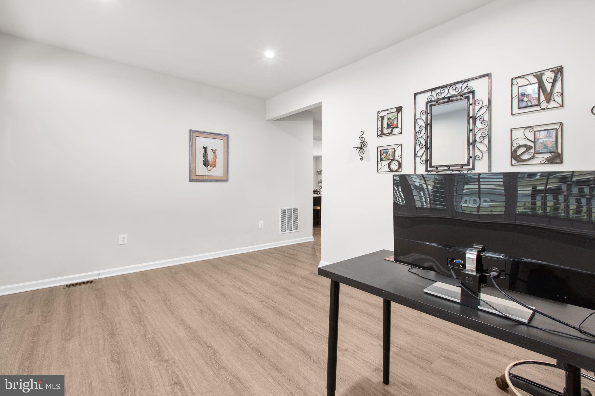 HOPYARD FARM - Residential