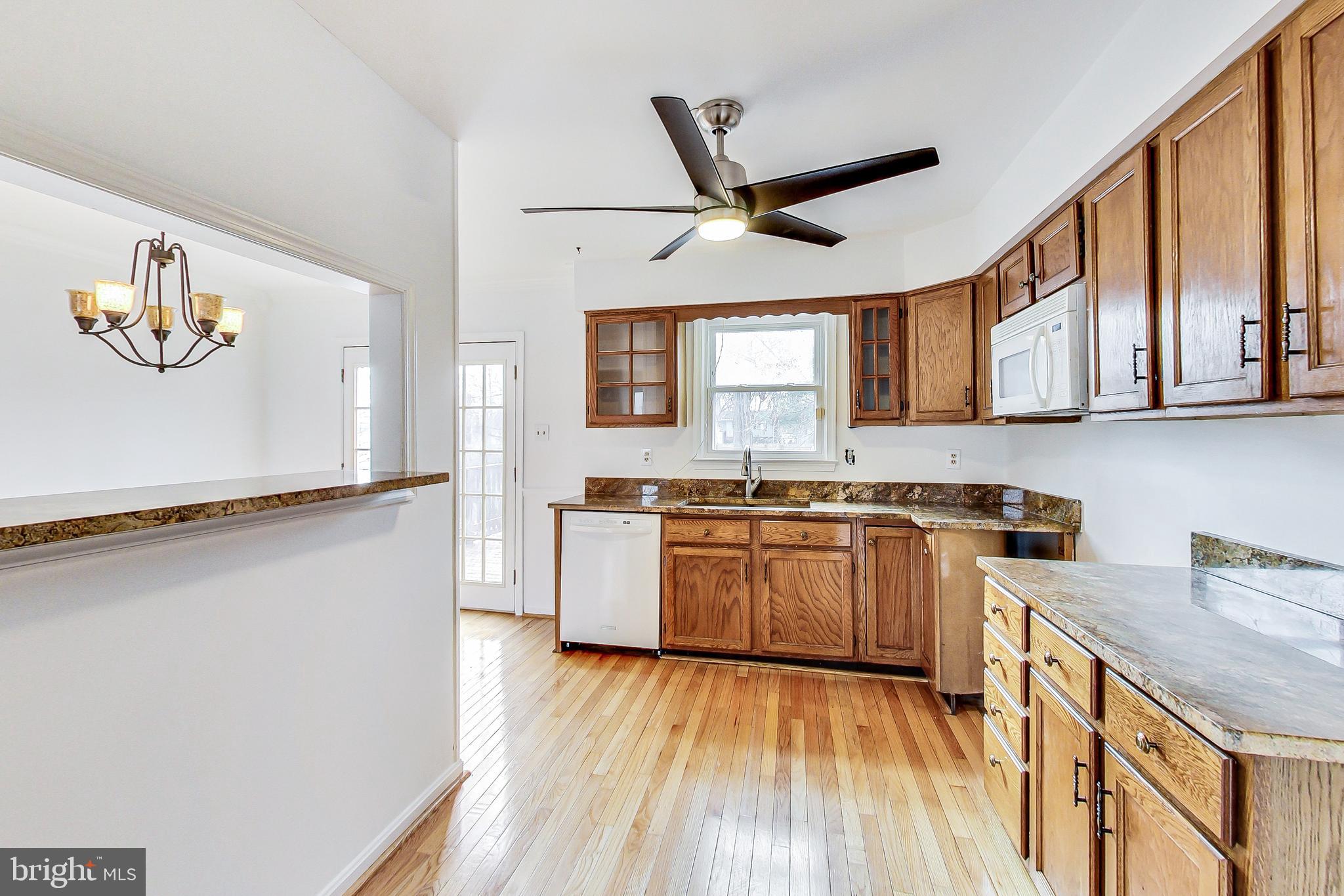 DEN LEE - Residential