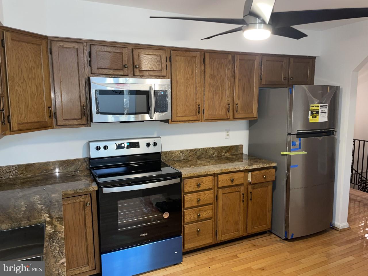 DEN LEE - Residential