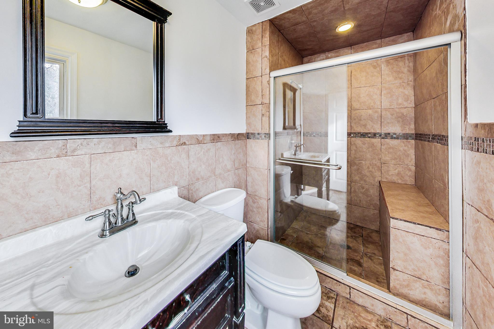 DEN LEE - Residential