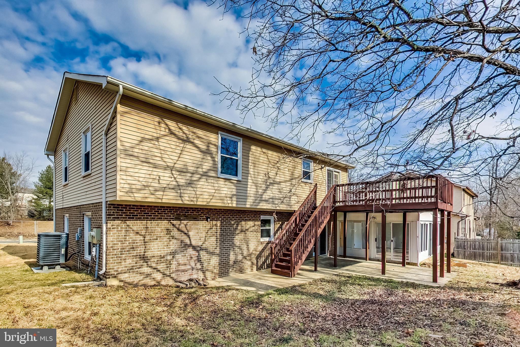 DEN LEE - Residential