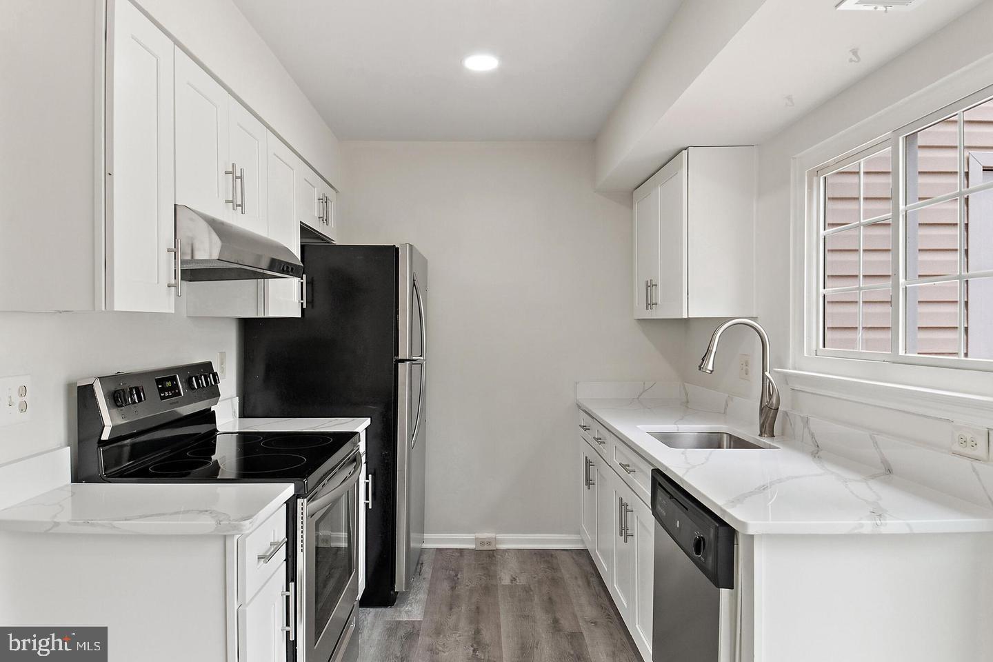 PROVIDENCE VILLAGE - Residential