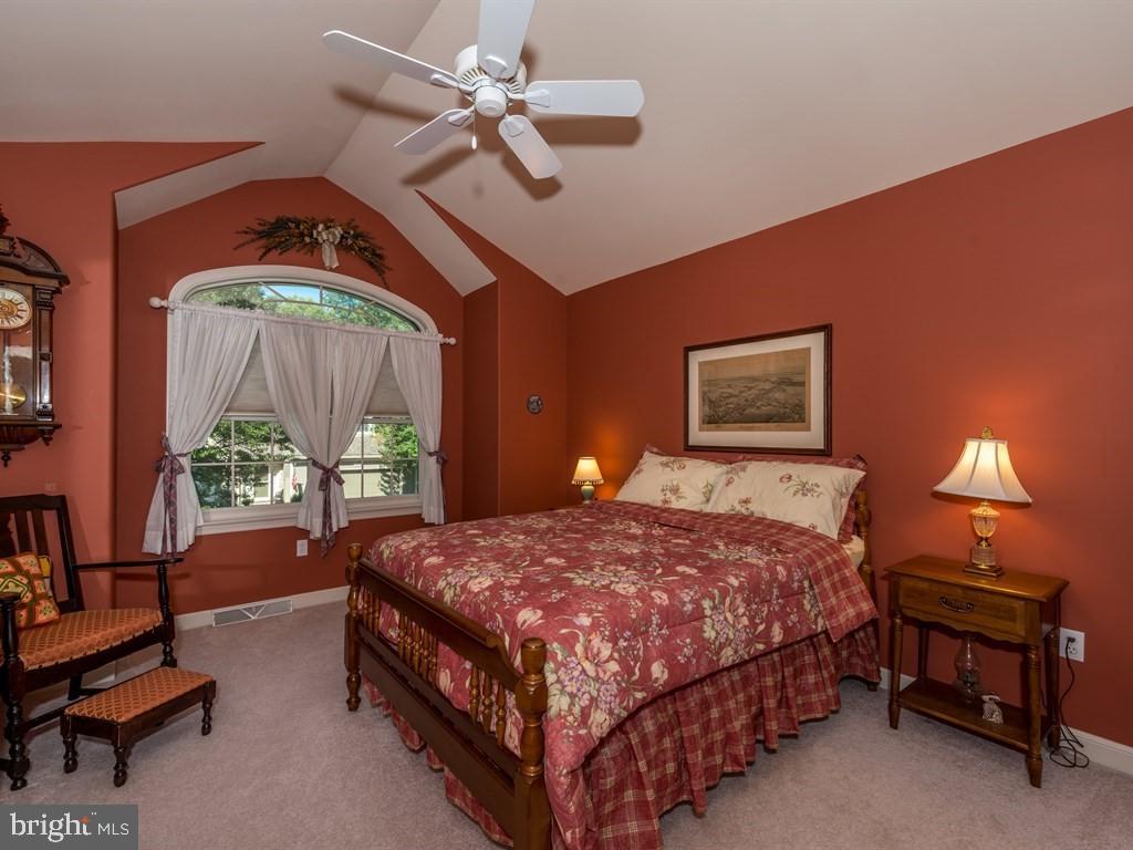 DEER FORD - Residential