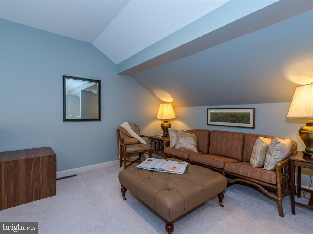 DEER FORD - Residential