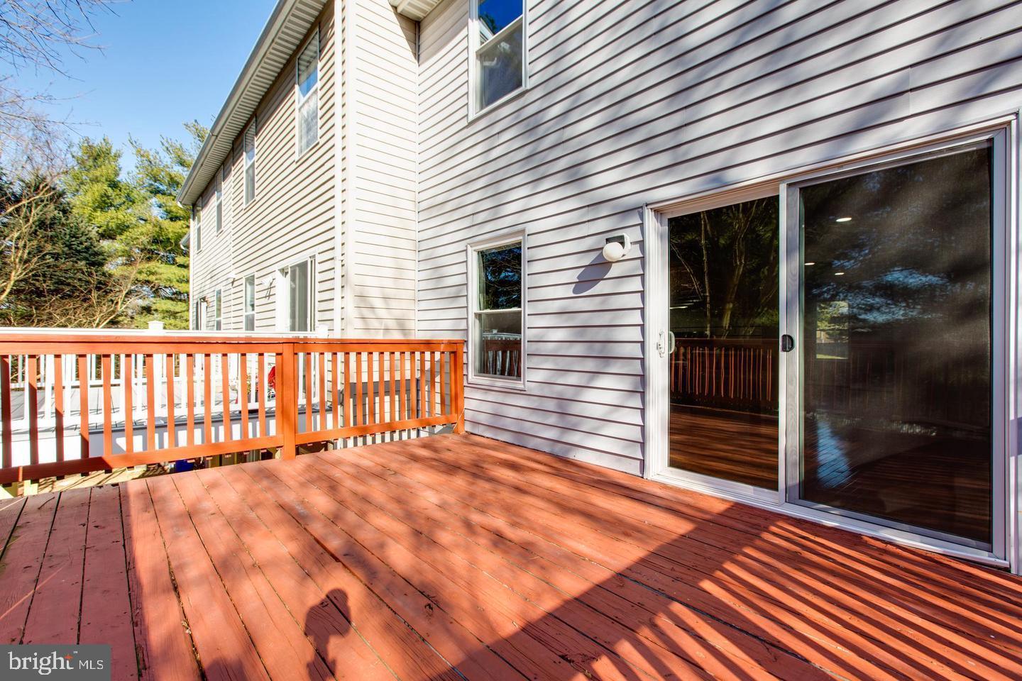 RIVER MILLS - Residential Lease