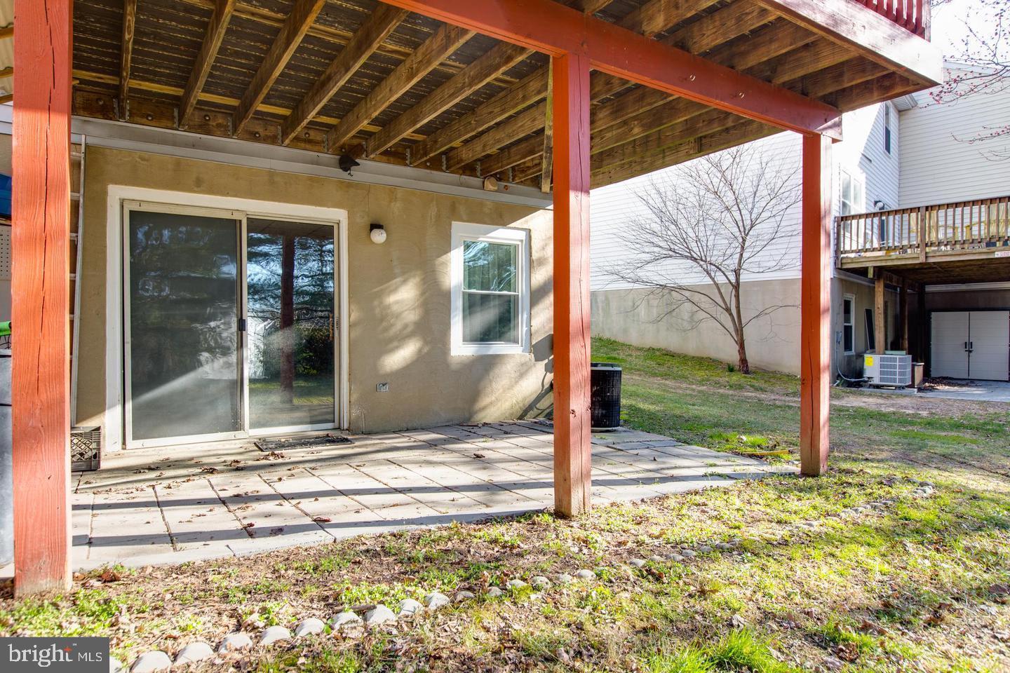 RIVER MILLS - Residential Lease