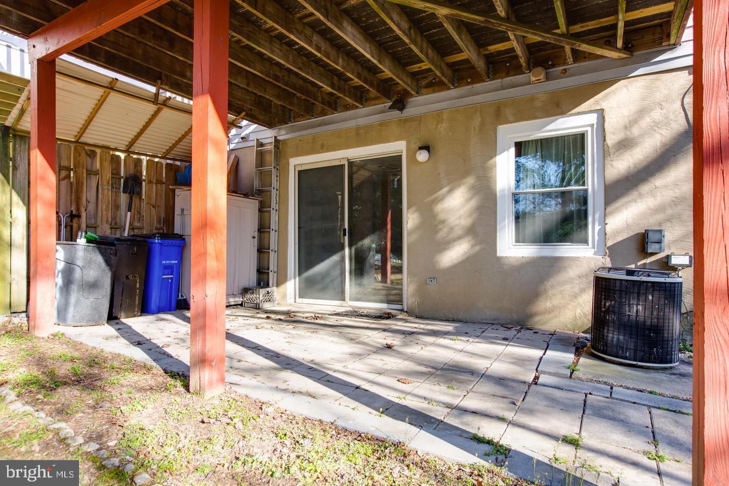 RIVER MILLS - Residential Lease