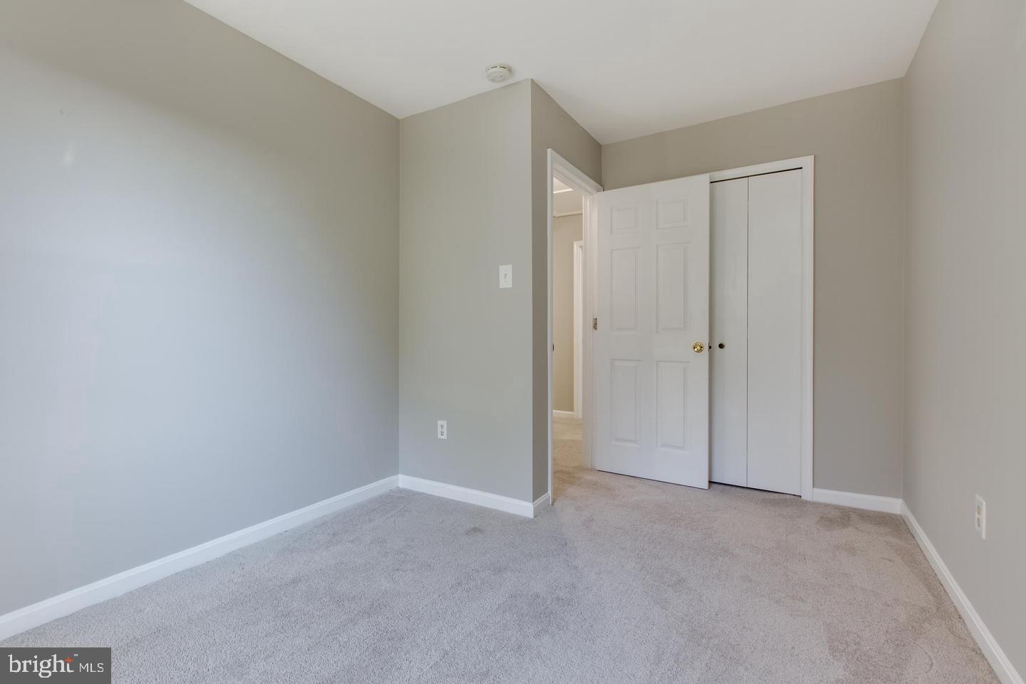 RIVER MILLS - Residential Lease