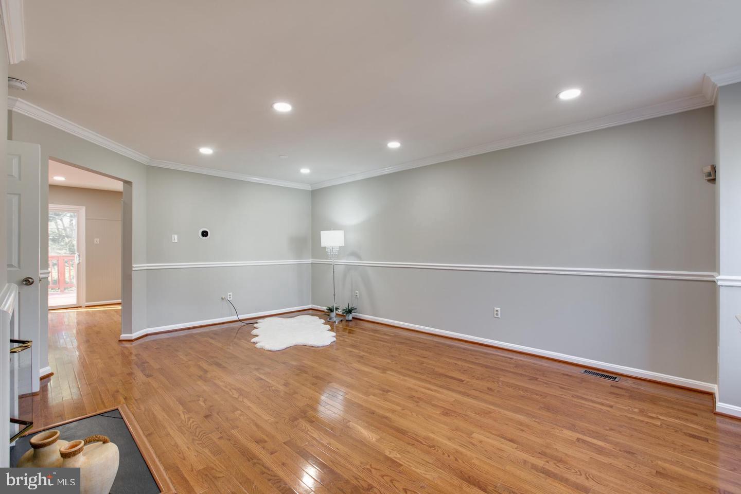 RIVER MILLS - Residential Lease