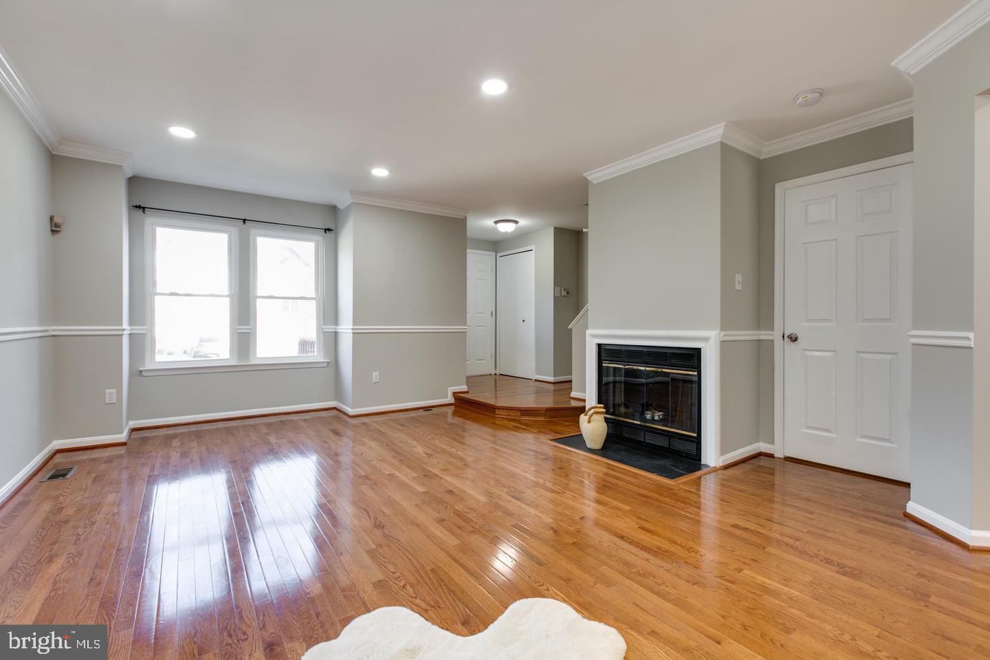 RIVER MILLS - Residential Lease