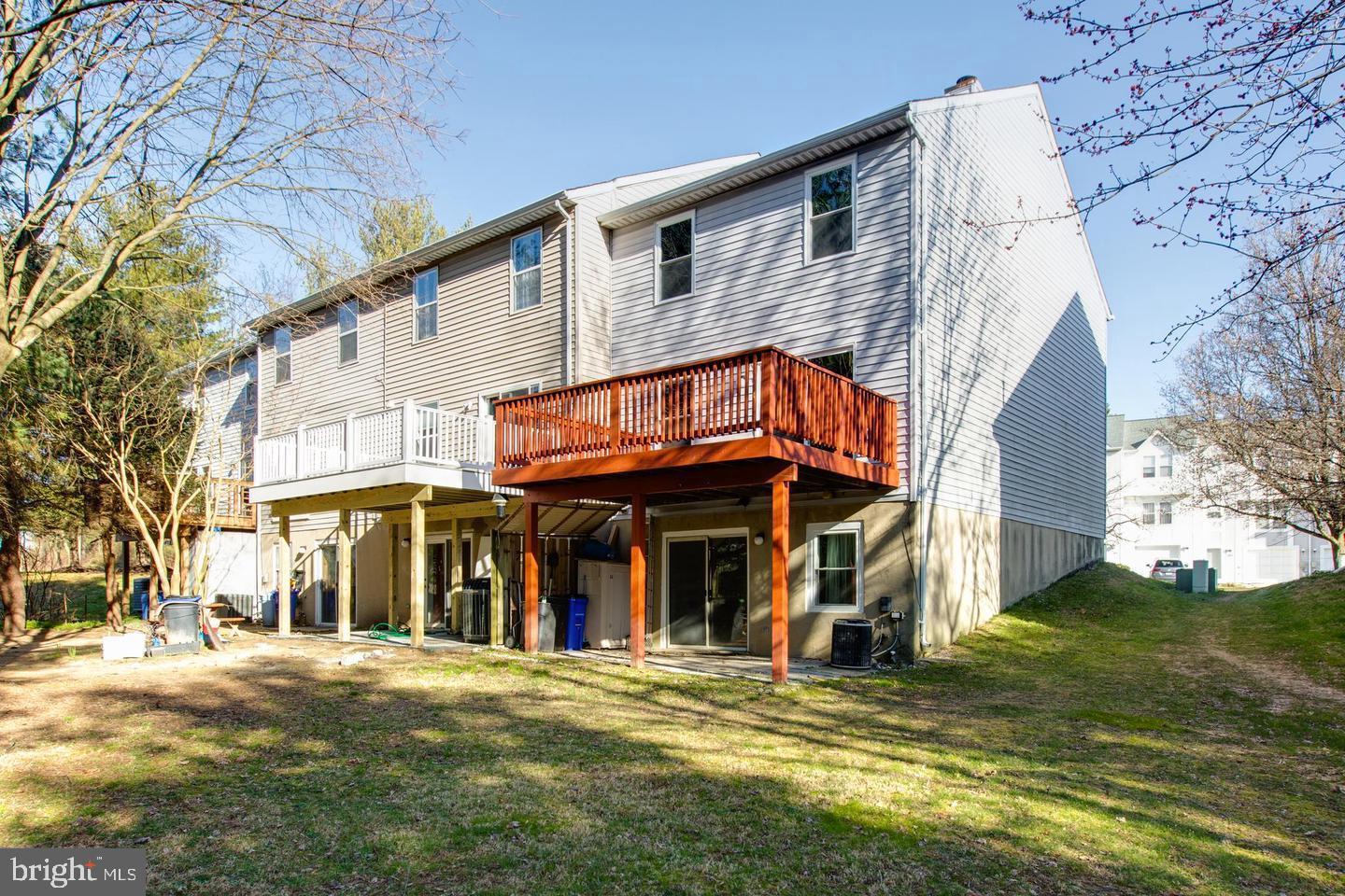 RIVER MILLS - Residential Lease