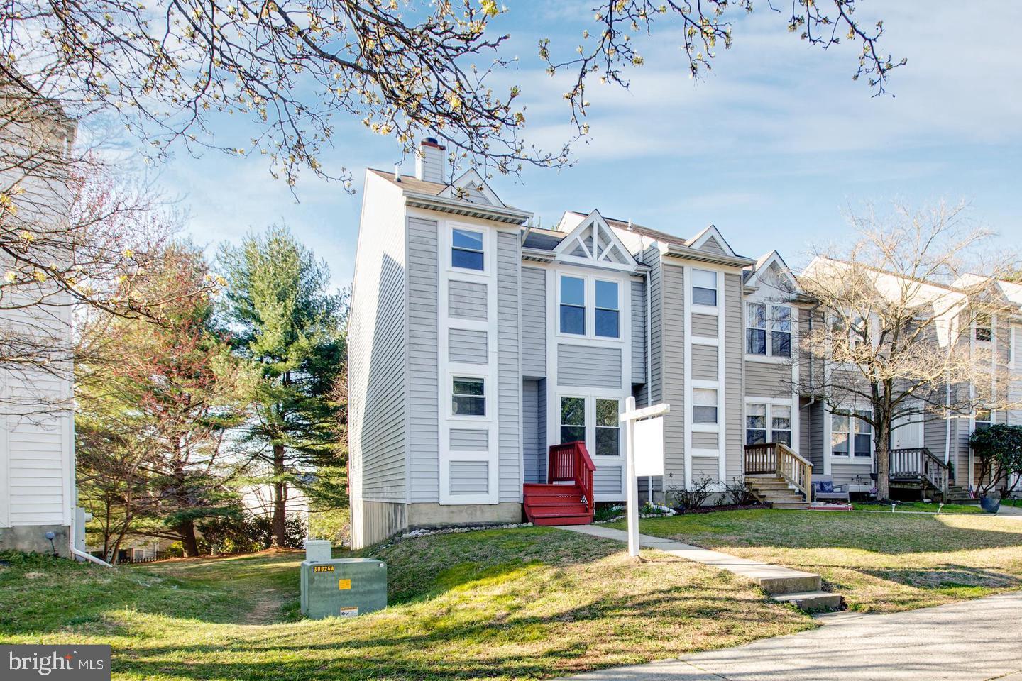 RIVER MILLS - Residential Lease