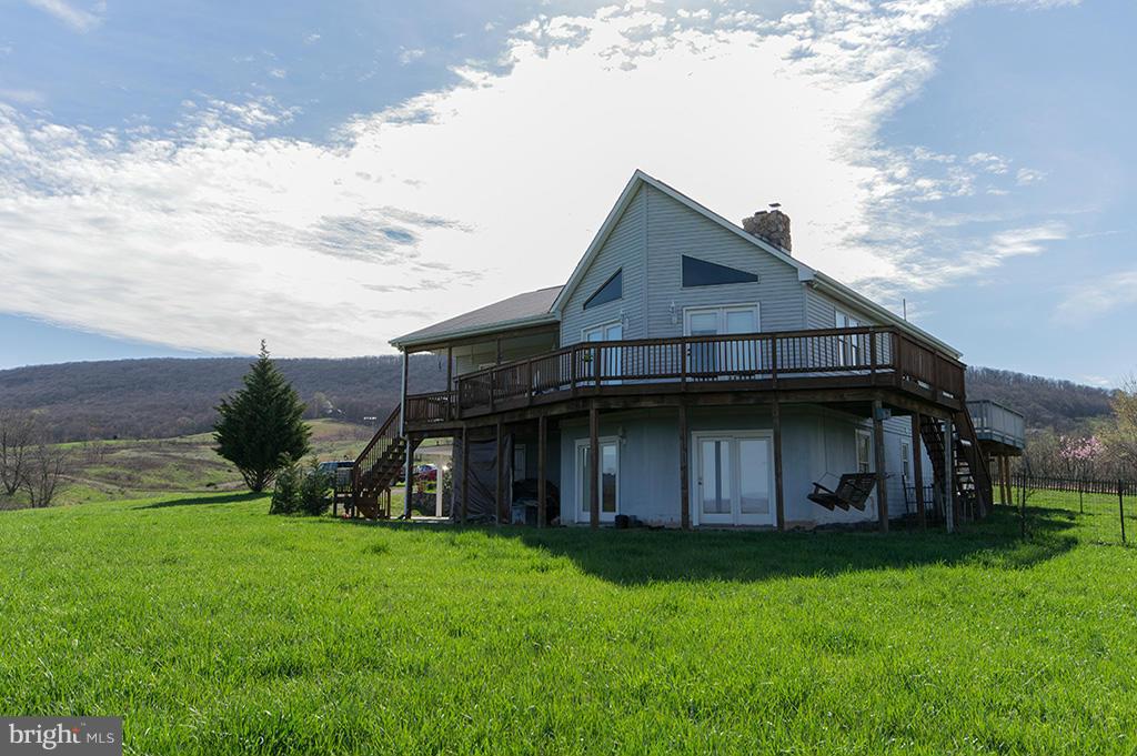 IMPERIAL ORCHARDS - Residential