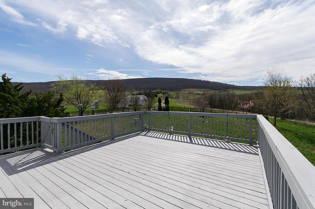 IMPERIAL ORCHARDS - Residential