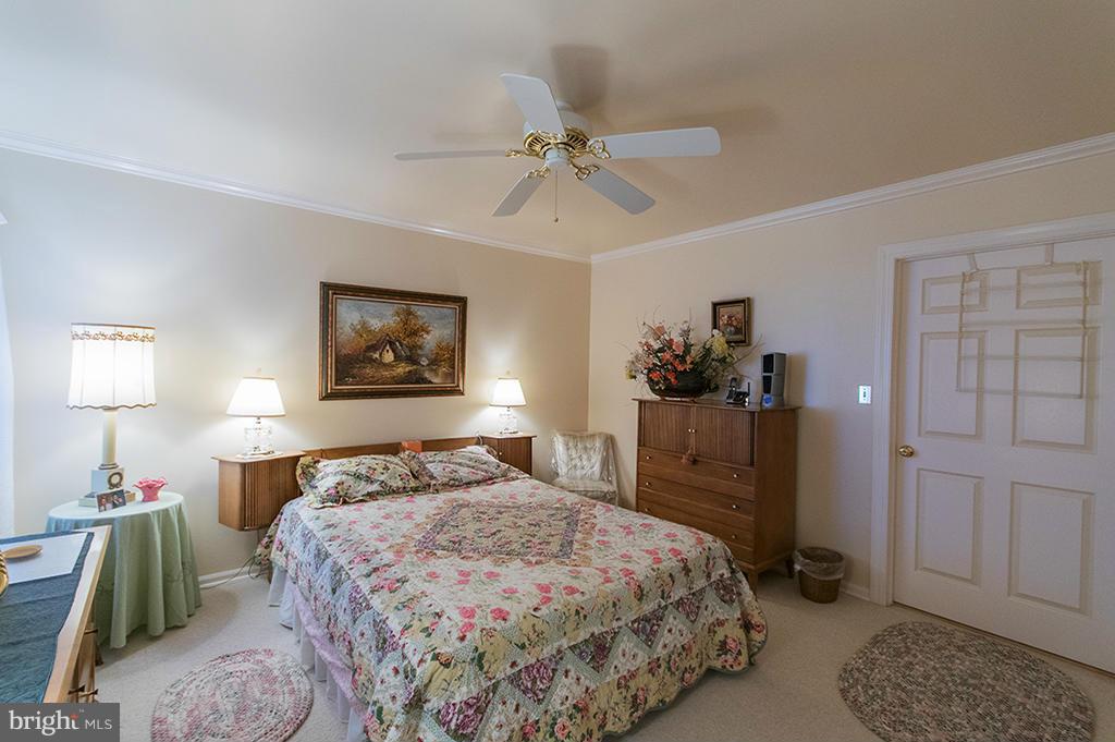 IMPERIAL ORCHARDS - Residential